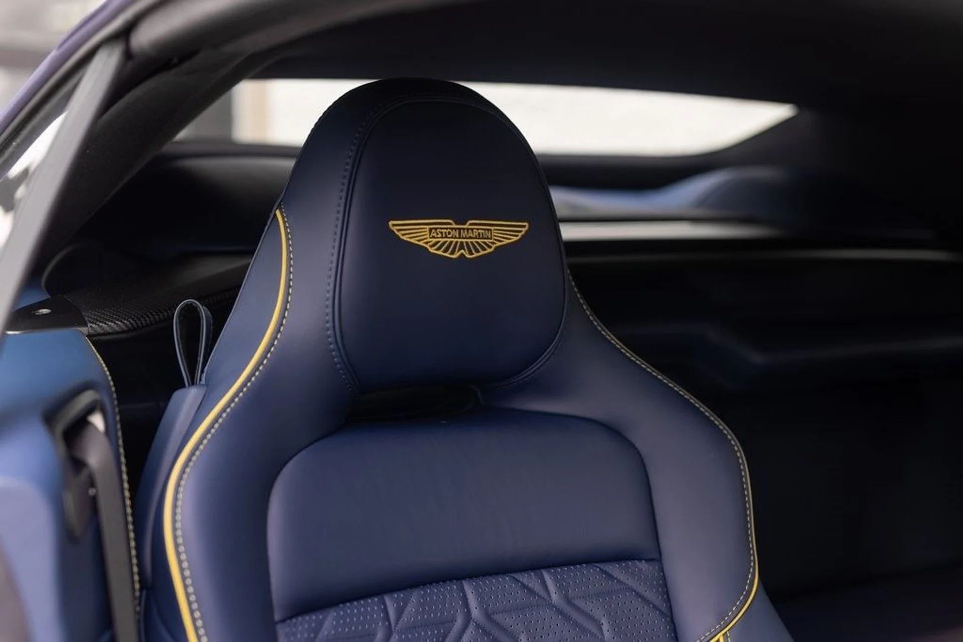 mph028_2946884599_639aab1aa4506f5d0cb04b2a0674bda7x_121709426a