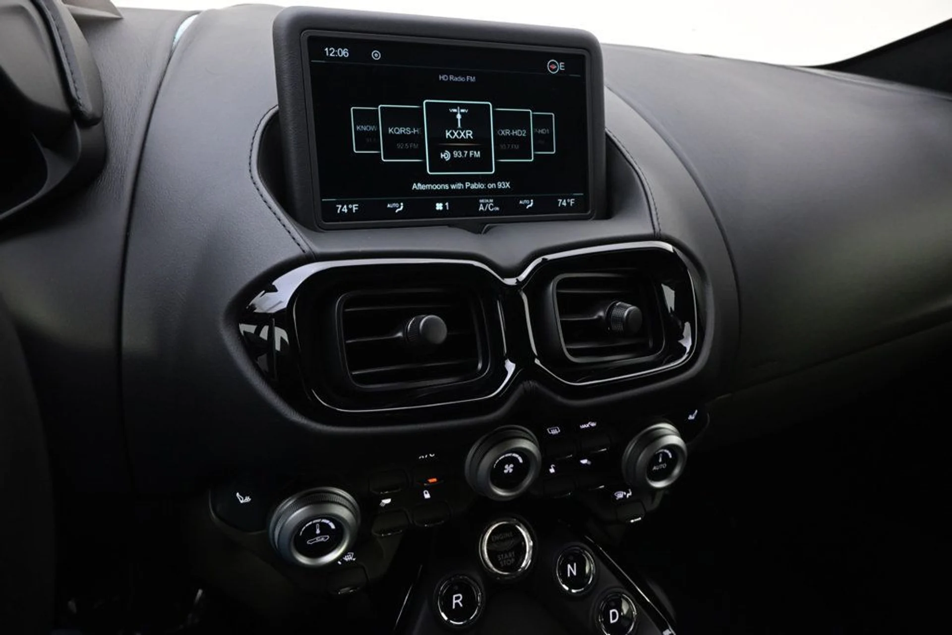 mph028_2947364059_d4eba6516a074449891fc443425b18e8_1984eeb898