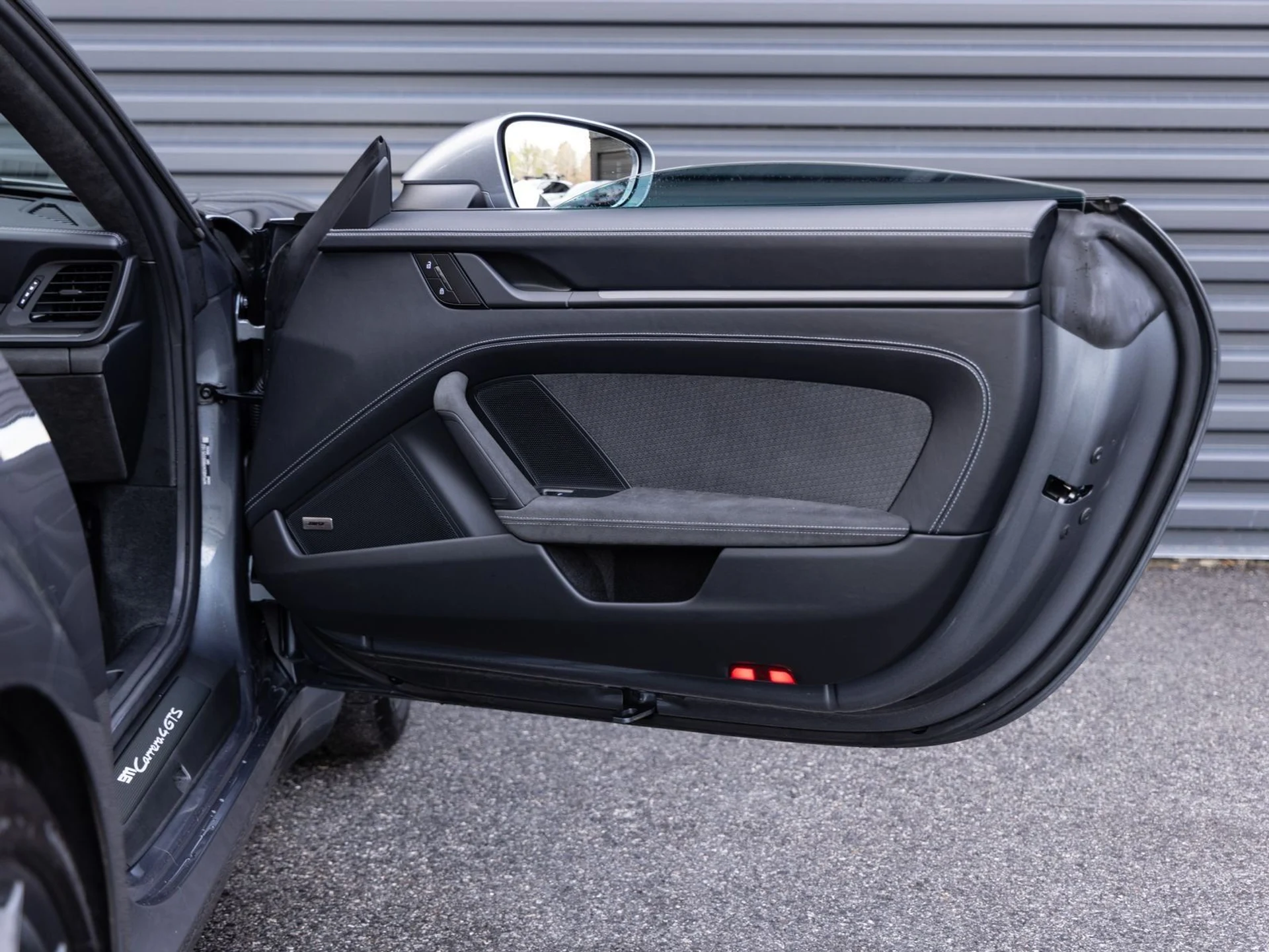 mph028_2950823222_29_d344a8a6aa