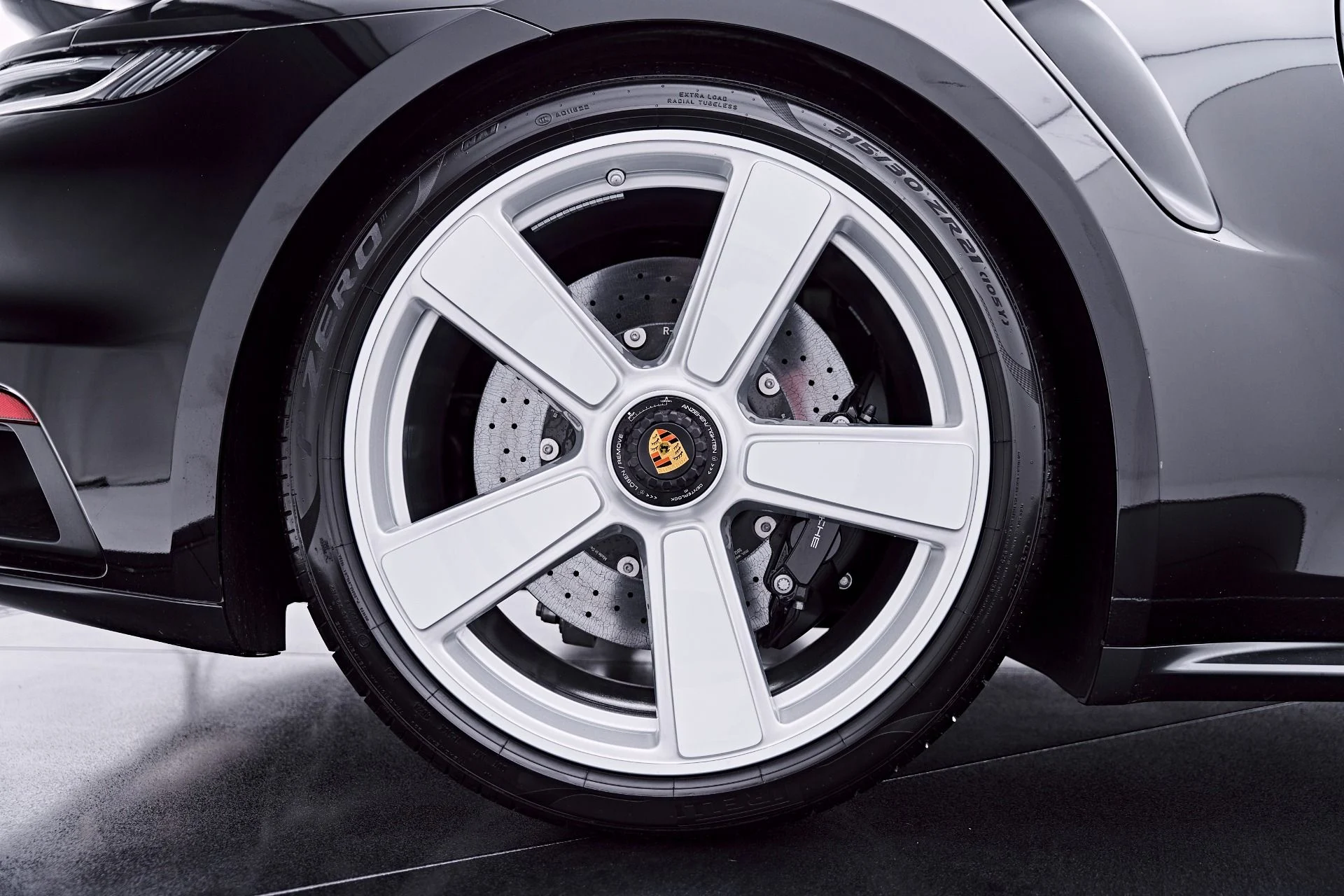 mph028_2953978101_Used_2025_Porsche_911_Turbo_50_1783732159_adad5b8b1e