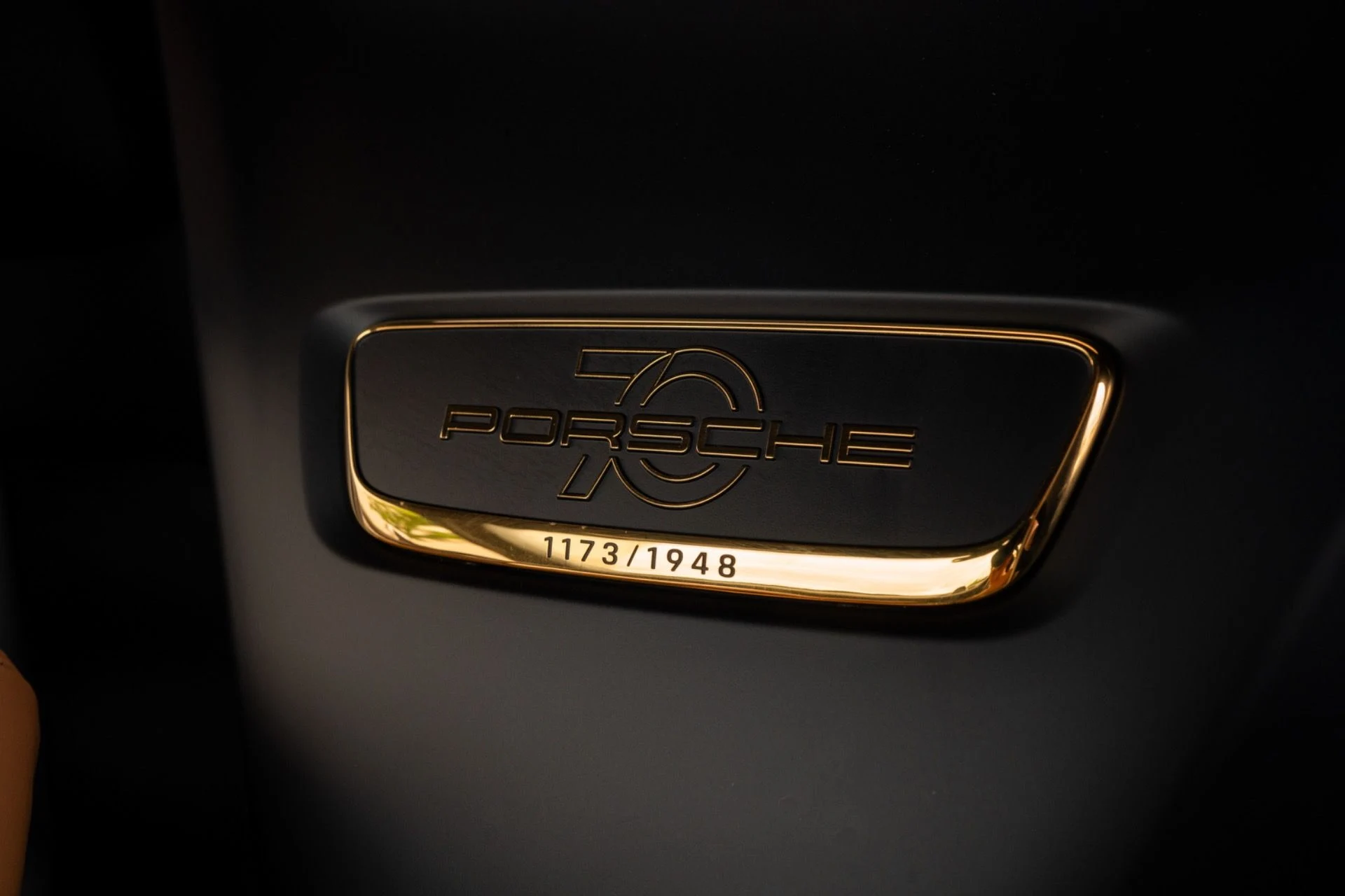 mph028_2963126176_Used_2019_Porsche_911_Speedster_1781559729_cc38b00be1