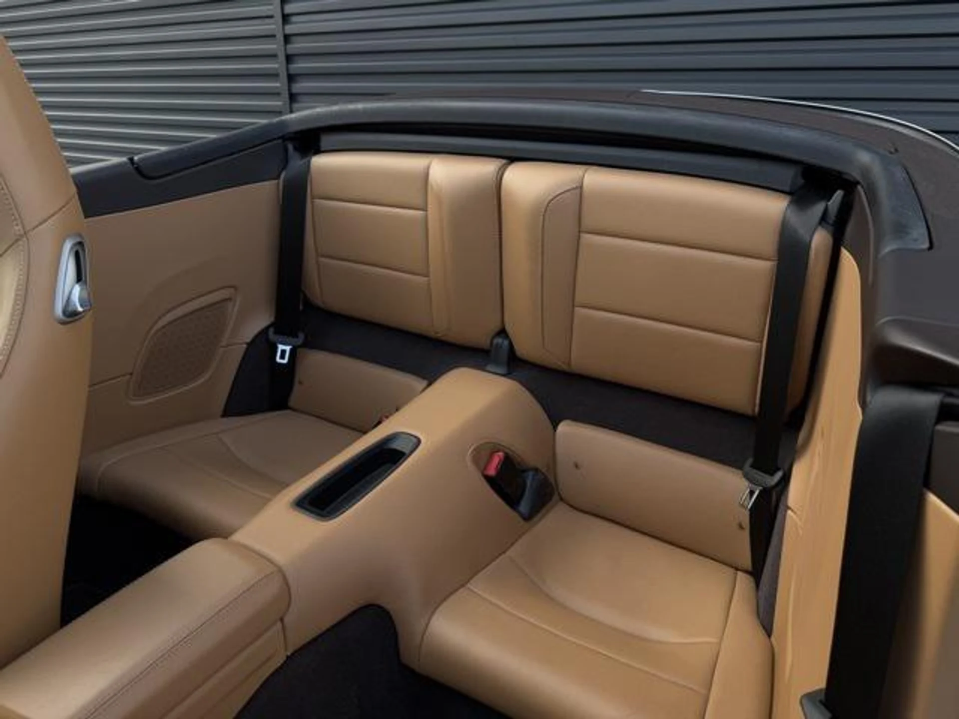 mph028_296316818_d_Oi_Qop6zfjw2_H7ny_S_Uw_Wwo9_Y4i0_db6336fd50