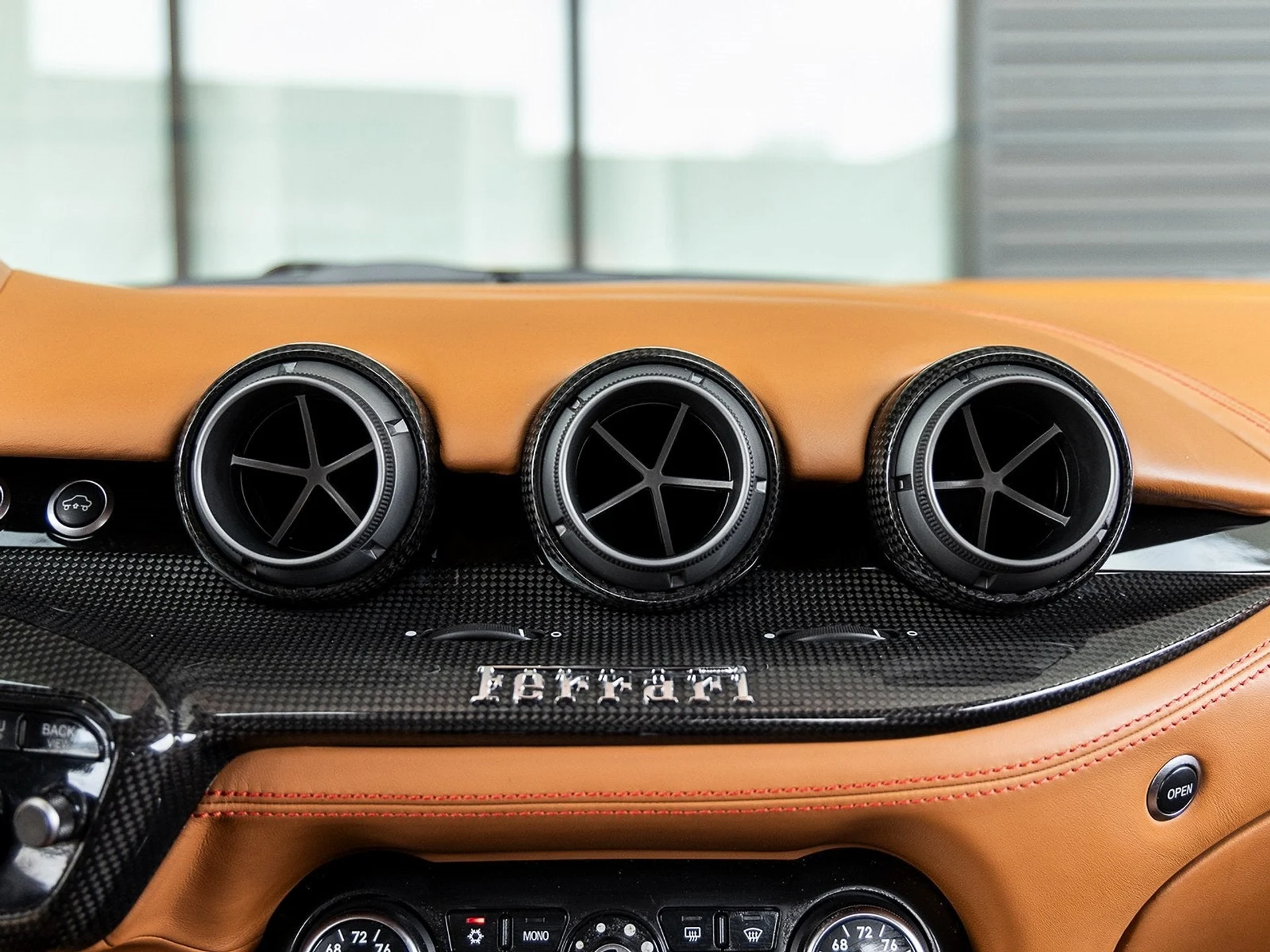 mph028_2976984998_29_00267f3506