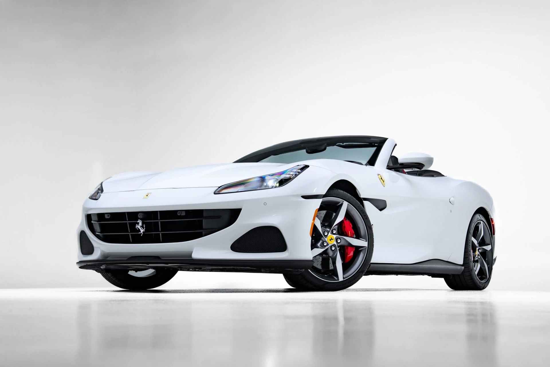 mph028_2978928814_Used_2022_Ferrari_Portofino_M_1773357506_e096223a70