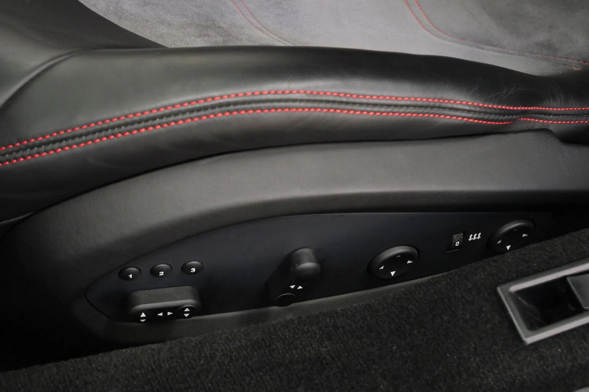 mph028_2979109286_Used_2018_Ferrari_488_GTB_660_Horsepower_Leather_and_Alcantara_Seats_Forged_Wheels_1757341188_0b8de30f65