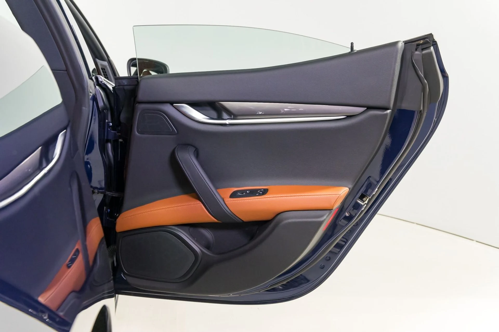 mph028_2980236295_f5aa8b585c944d019253836ac6c4cc11_e7ddad9730