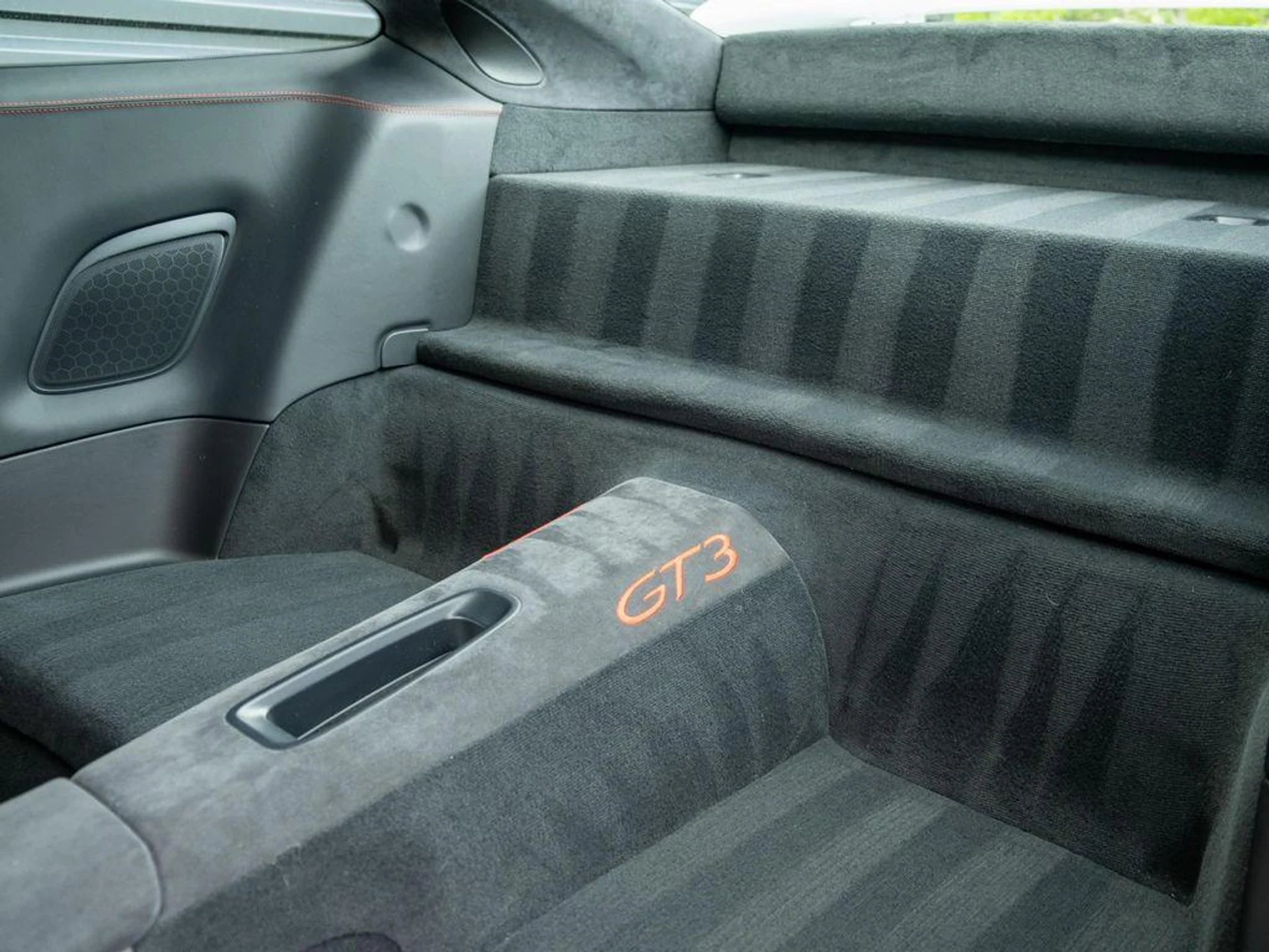 mph028_2983956774_D8w1_Rd_N_Vv_Qc_YY_Ac4_Ae_q_O4_Czo_c8f695a2e3