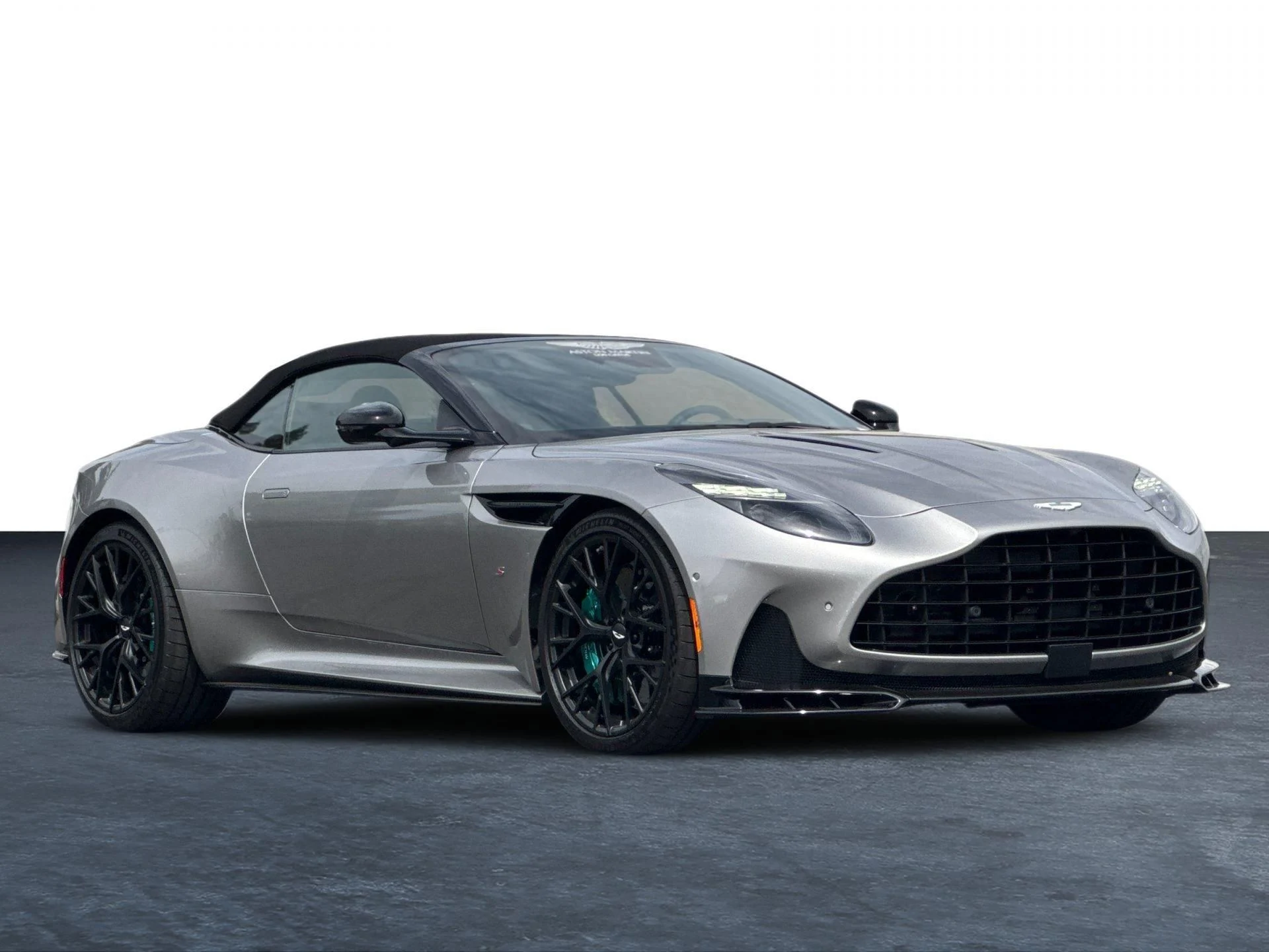 mph028_2985386571_New_2026_Aston_Martin_DB_12_S_1787905751_4b74620111