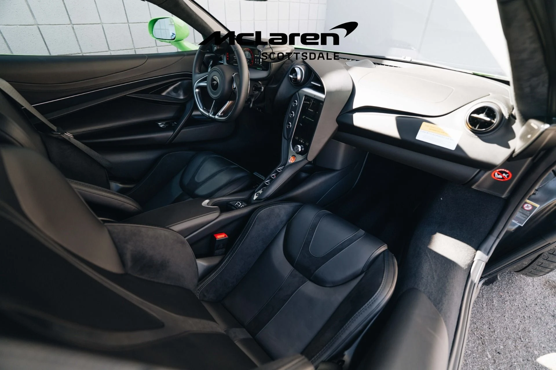 mph028_2988699616_Used_2025_MCLAREN_750_S_1745590695_53e07beddb