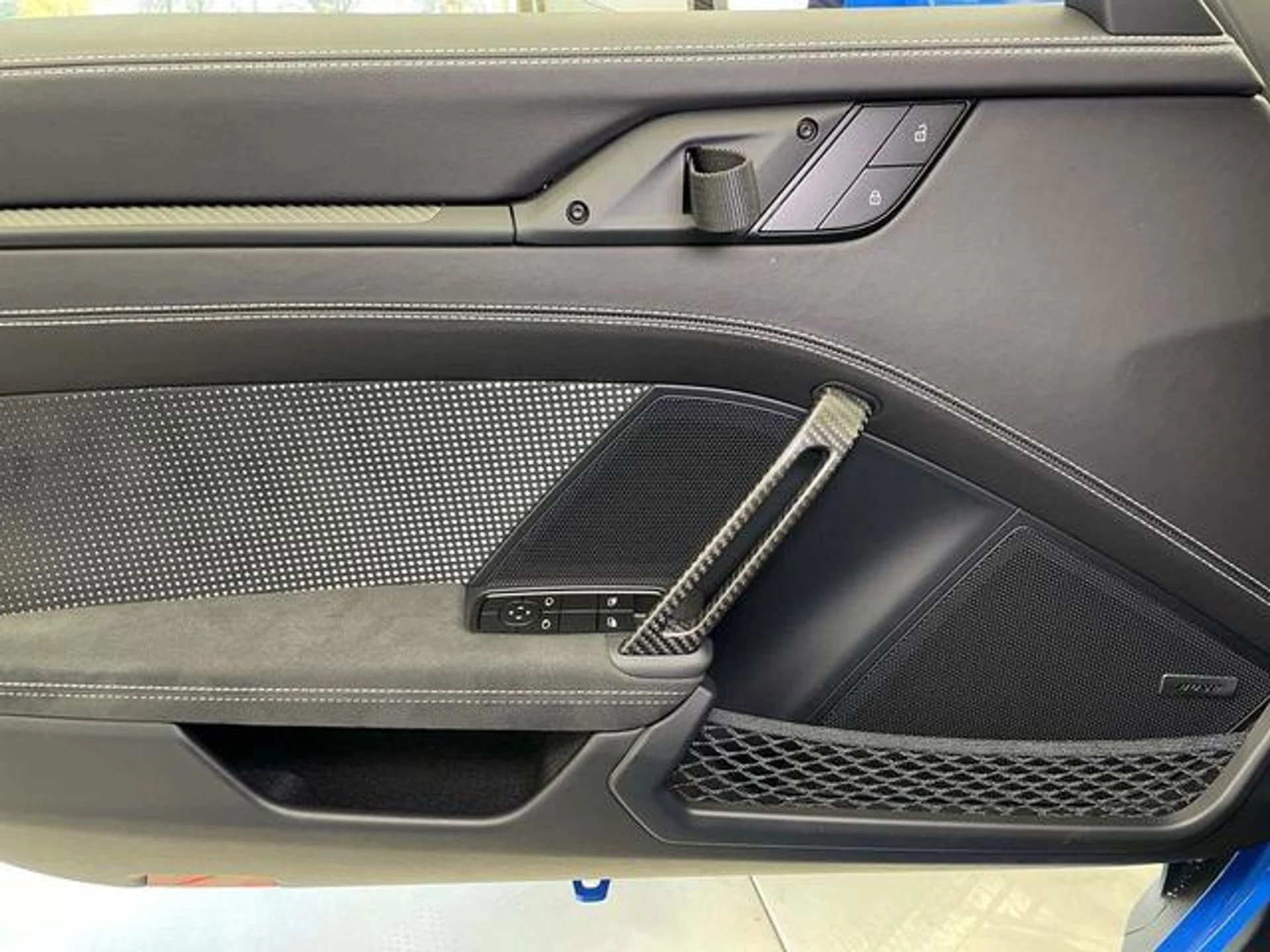 mph028_2990608920_0a22_Y_Nj_Lh_An0_V9q_A_Xv_EG_Dp_I_Lk_Ao_f173fd22b9