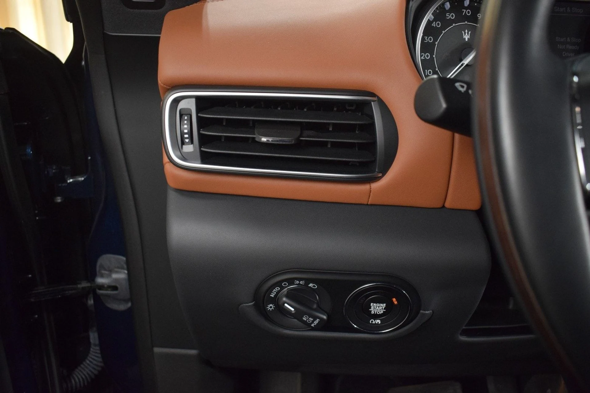 mph028_3010464631_ee5c632a6eaeb27792ac9824a46aeee2x_d573211323