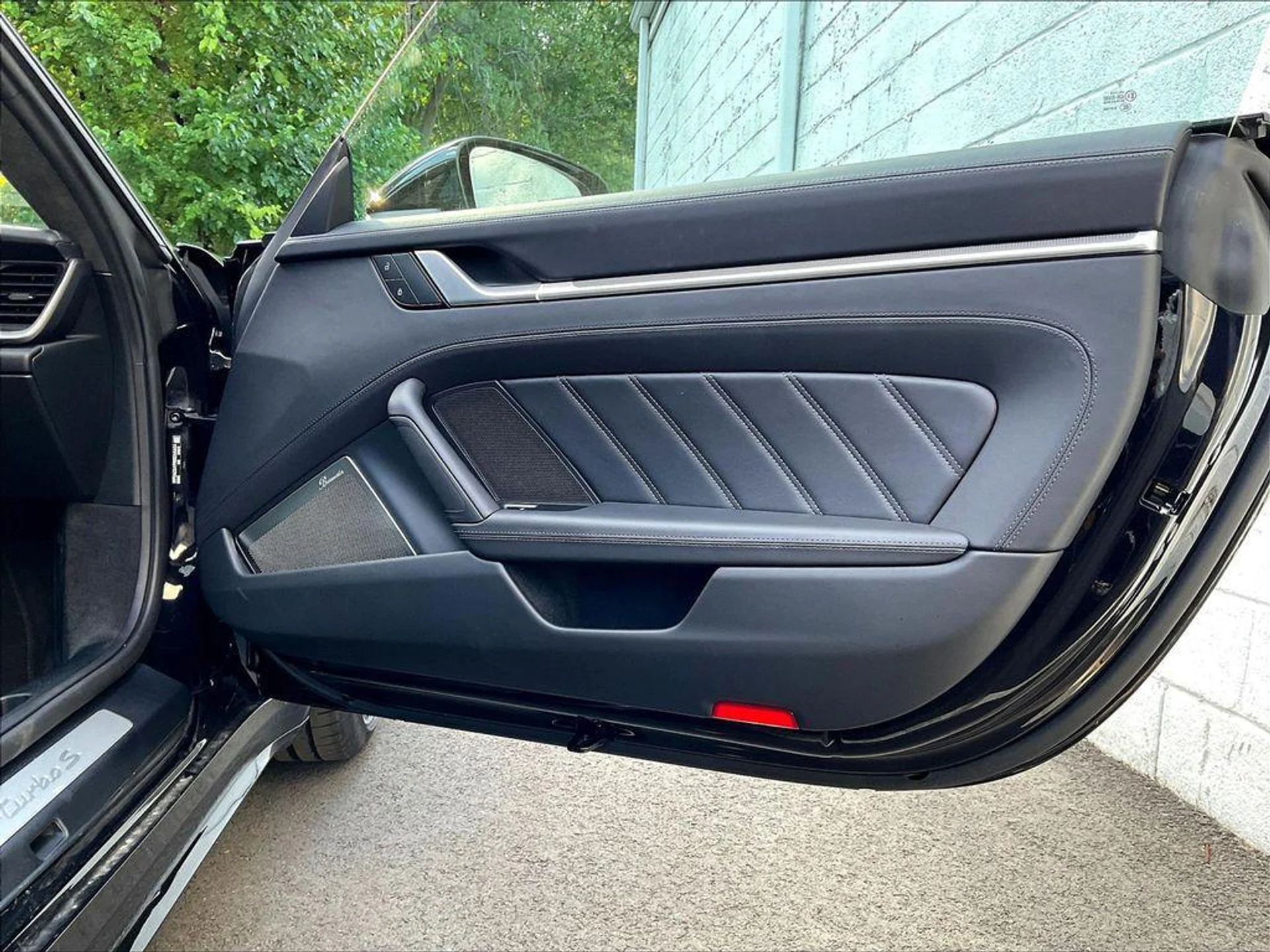 mph028_301099179_w_Yb_Nk_W_Ic_Ld10_Nczu89pr_O_Kgf6_M_2015a8a79a