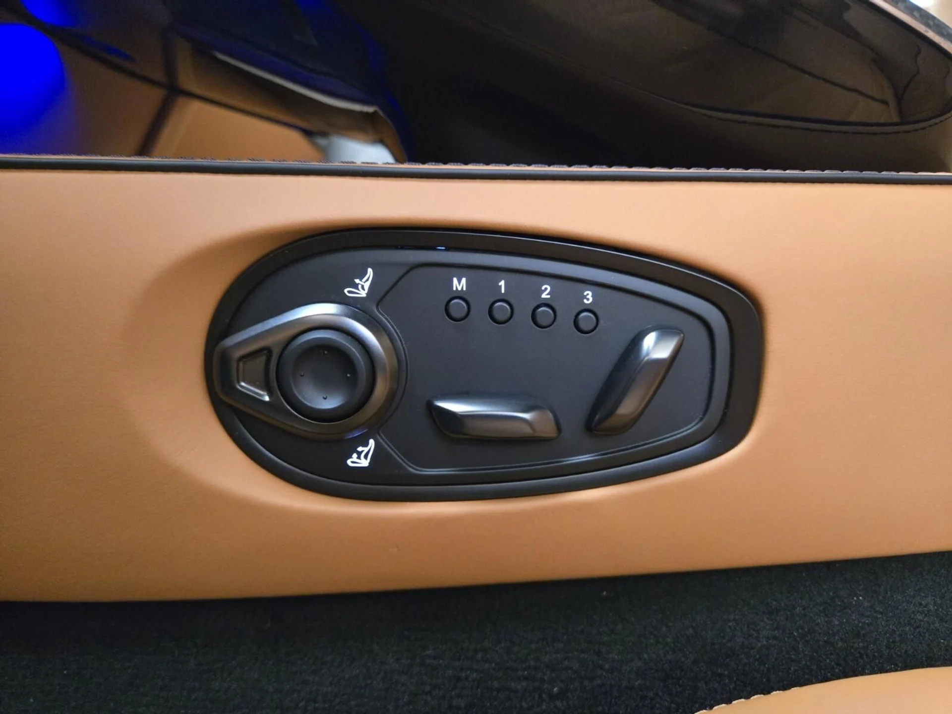 mph028_3014699355_New_2026_Aston_Martin_Vantage_S_1781673528_a75df676dc
