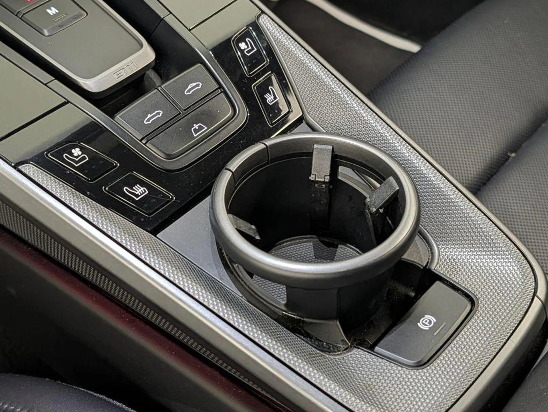 mph028_301587381_E18_S2v_Gur1ixcx_0_GI_2i_ZL_Ce_Oo8_6874349513