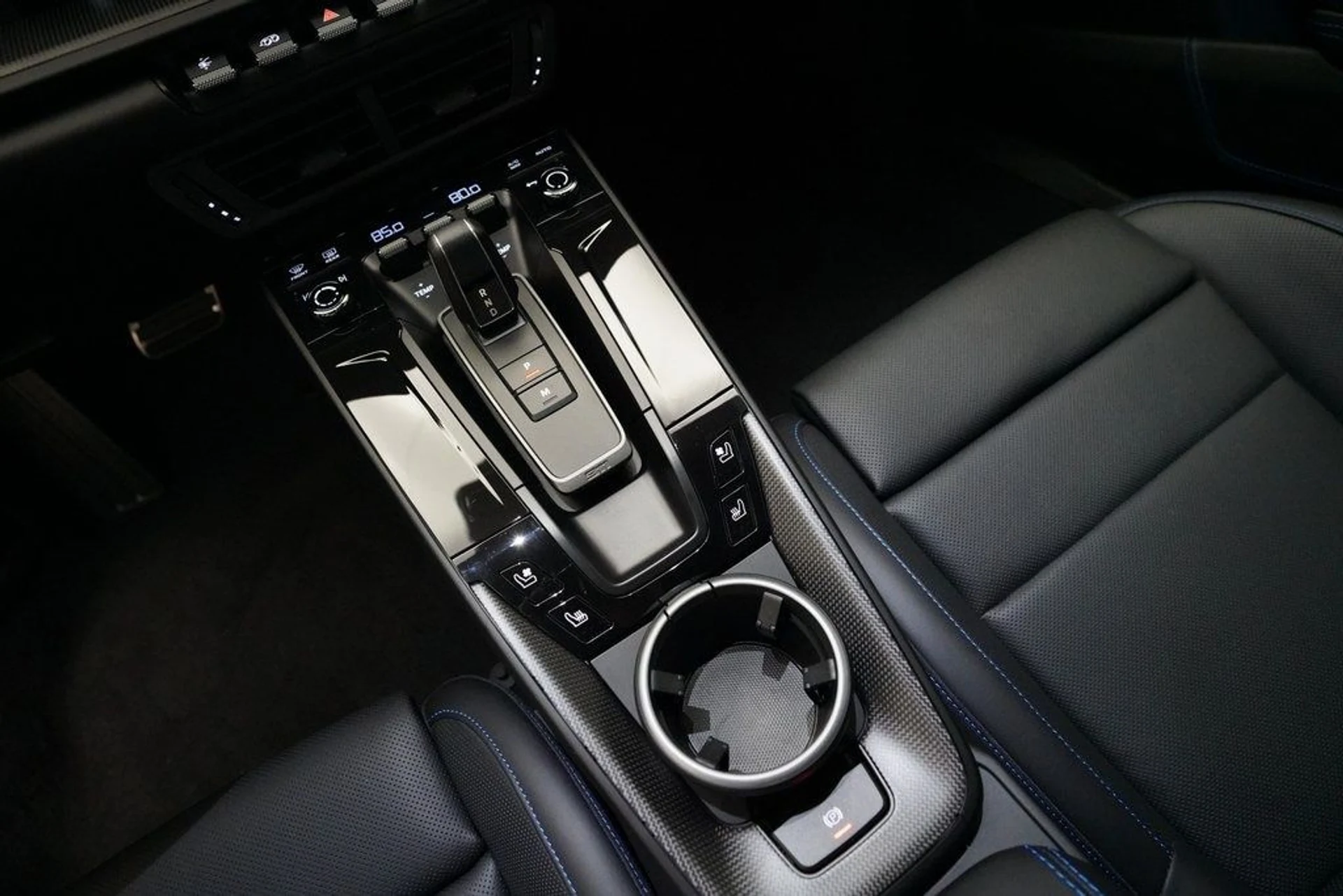 mph028_3023313933_57b0e5821eb704c28522d454295431f1x_7f0a501389