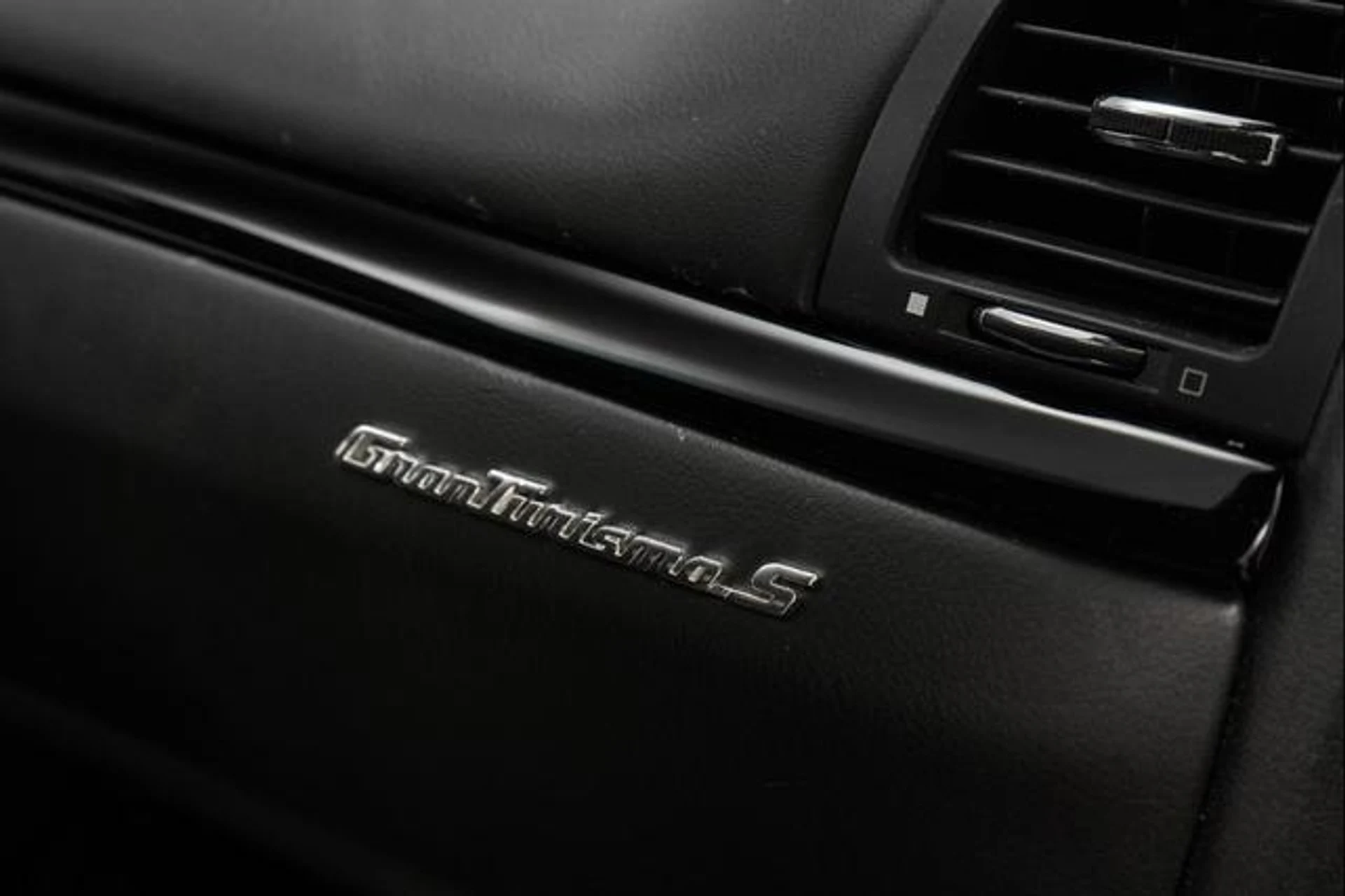 mph028_3026369543_Qwtz_Zy_He_Iij_O0mh_Blwna_M_zvzp_A_49c175a3c0