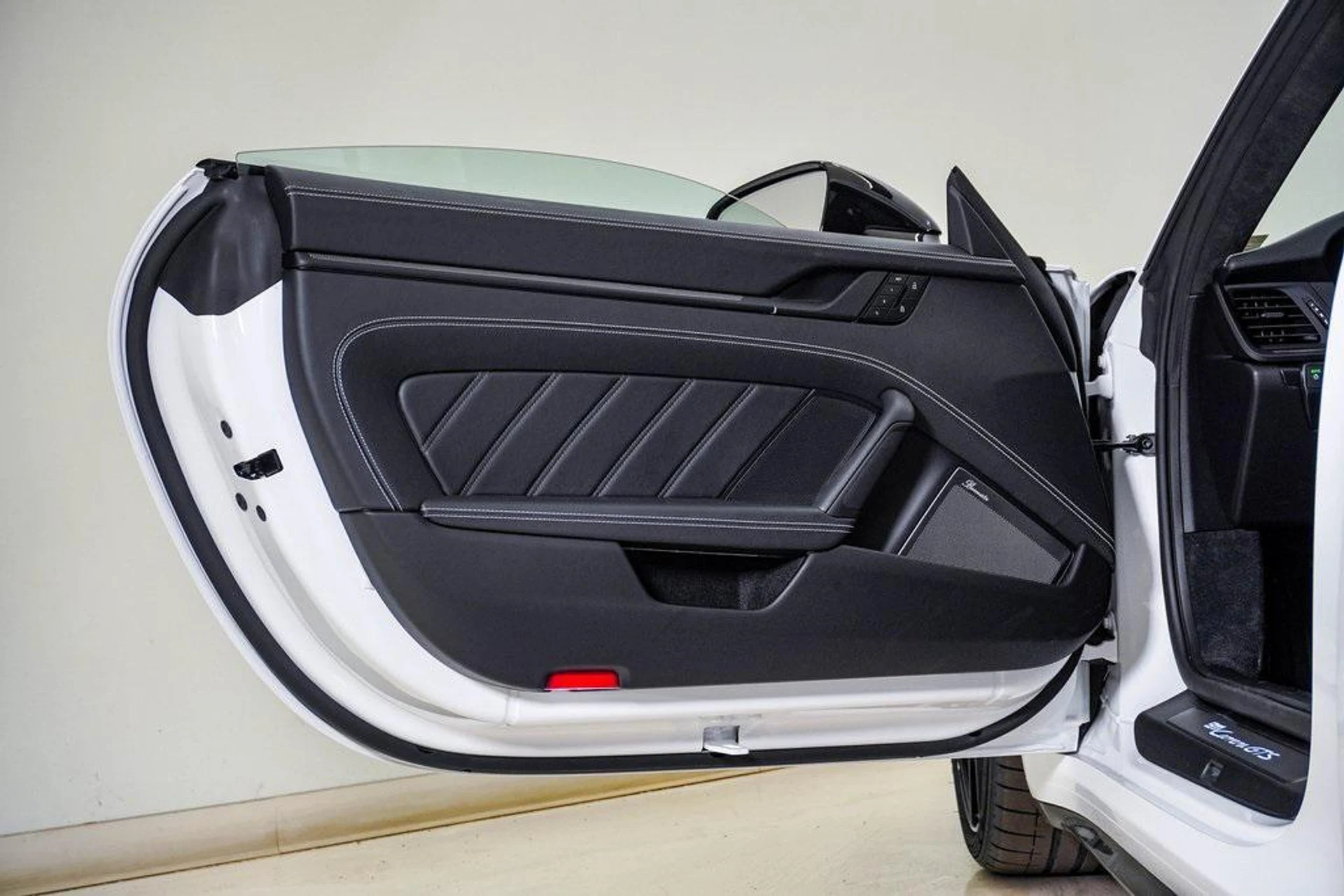 mph028_3034309016_xl_GZ_4_S_Rn_E_Hyq_Hki9uu_JJ_Psnk_II_9c01af0c76