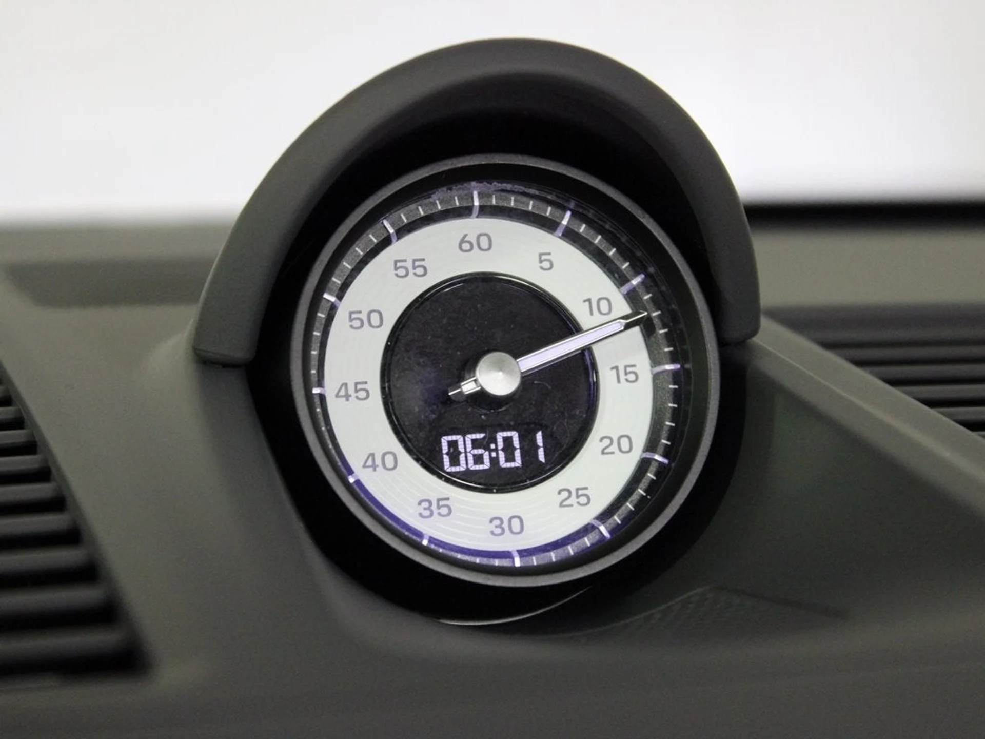 mph028_3042468950_29_554c21276f