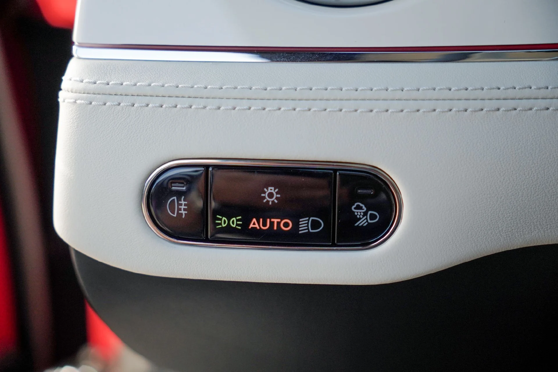 mph028_304777307_Hi_Tech_Luxury_Imports_LLC_SCBCP_2_ZG_7_TC_025259_image_29_7f31013058