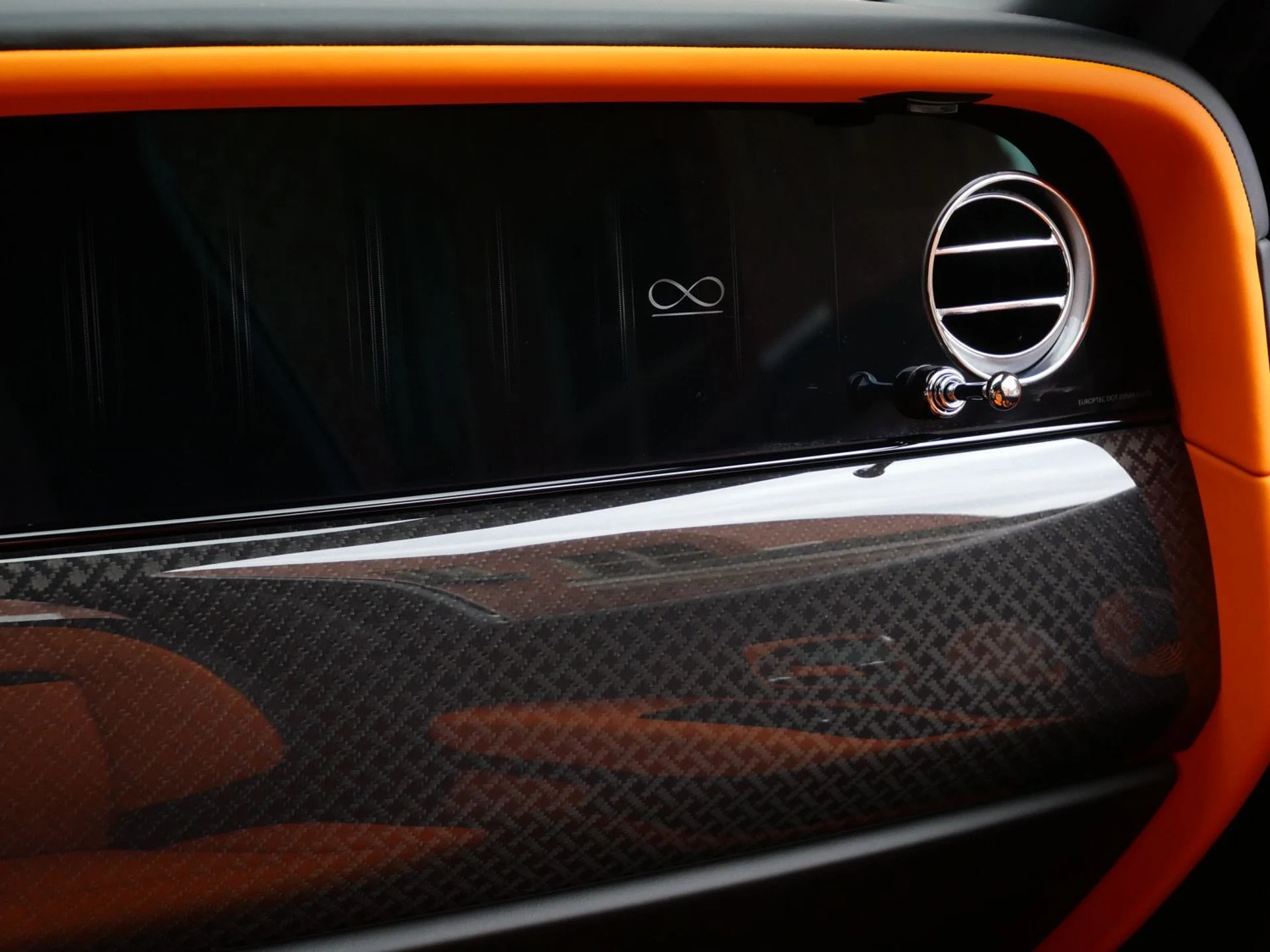 mph028_3048796929_55c4aebc809301252e387cf5b51976a0x_a429a9c0ce