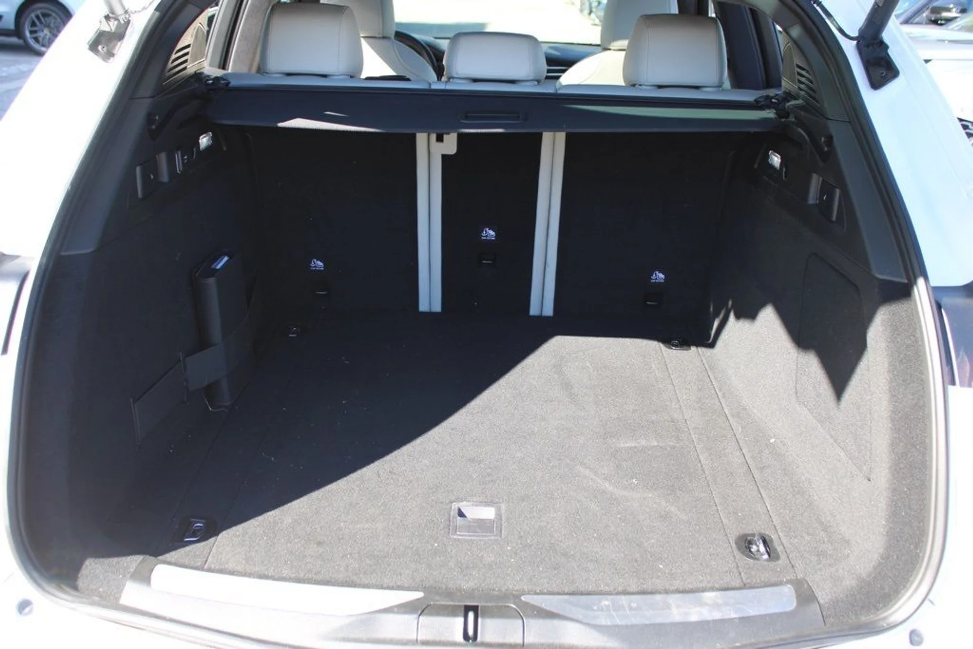 mph028_3069147912_cb2e226de48c03c8a994df03e019e441_04e1fd44c3