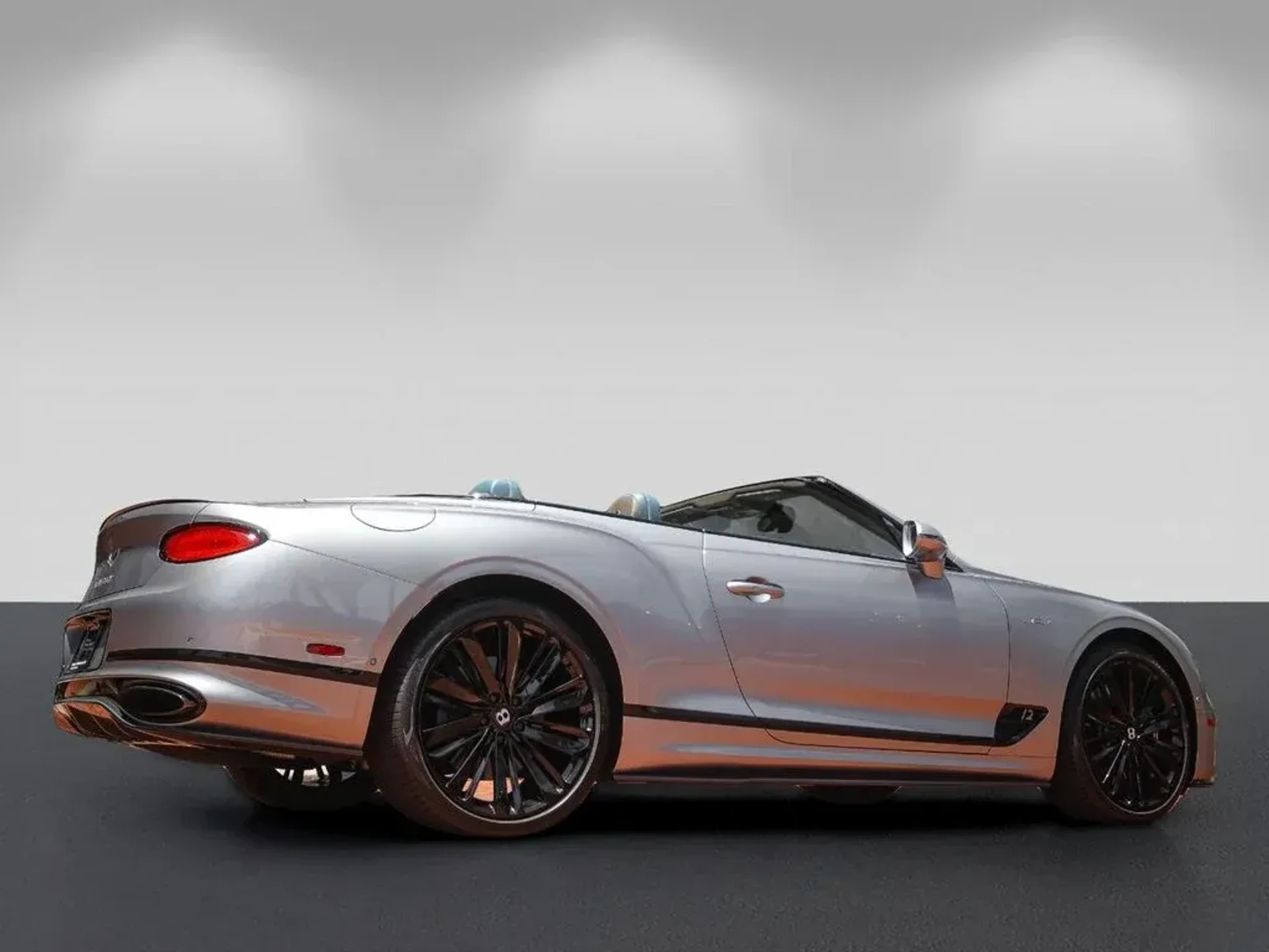 mph028_3072522420_874657559f0d10dce4c6f5f87a51526f_3e30621844