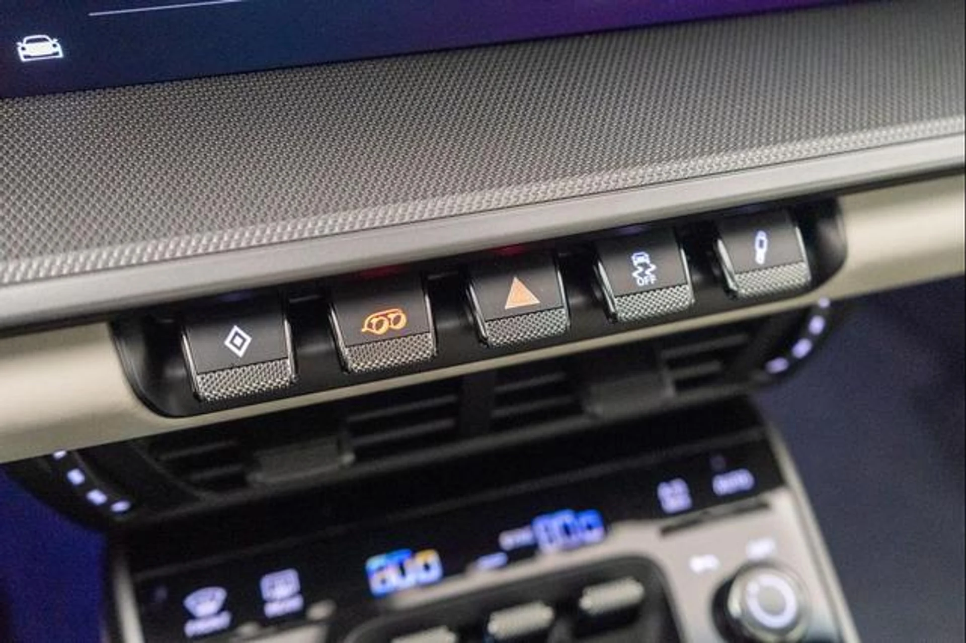 mph028_3076944096_7k_Yg_Ql_PC_3_U_Xb_N2u8_N_X2_Et_A1g_4f54f075ac