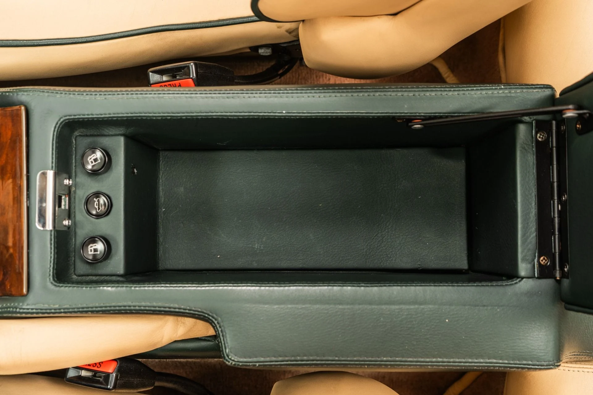 mph028_3085529319_Used_1993_Aston_Martin_Virage_Volante_63_Cosmetic_Widebody_1755628836_234ae89d52