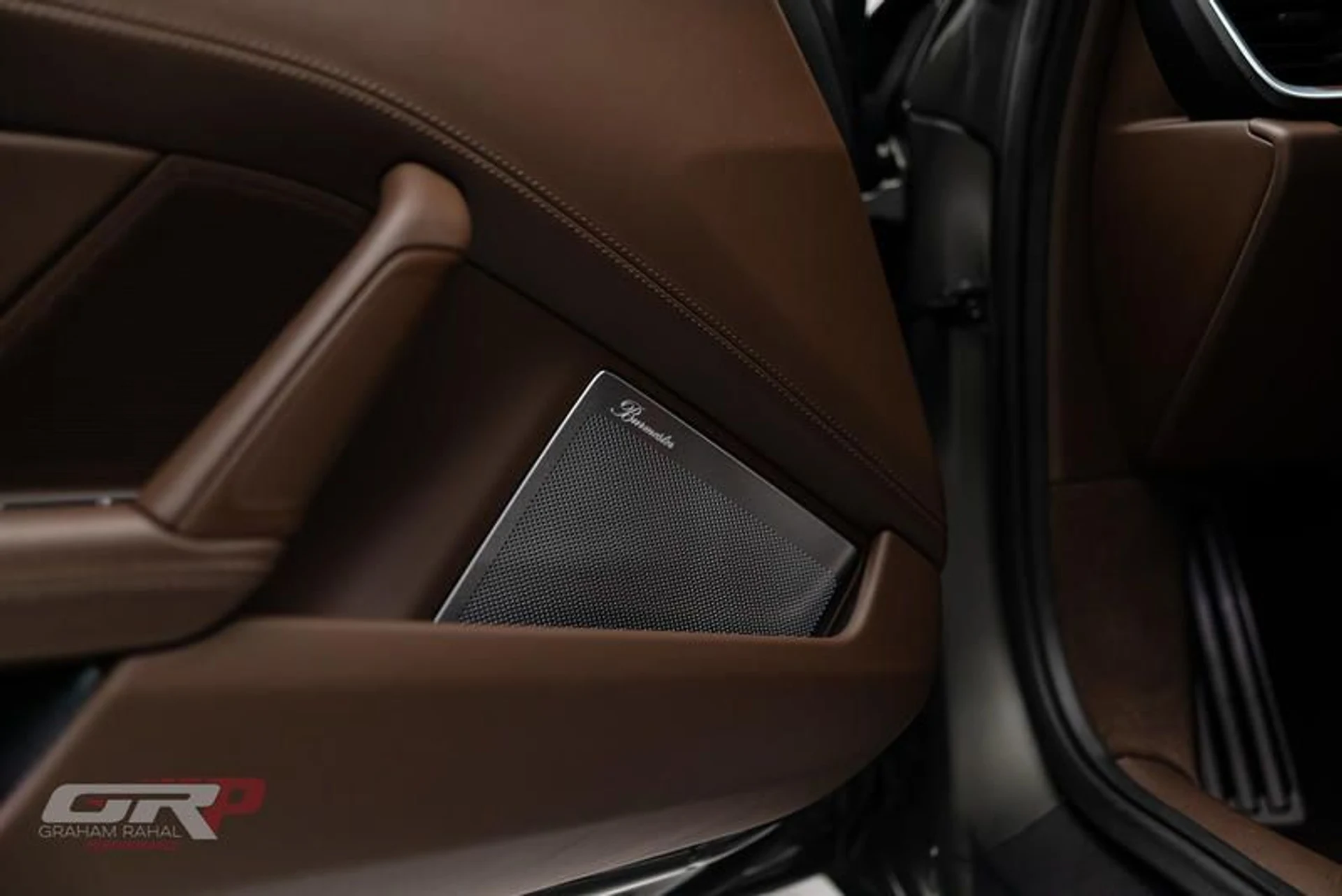 mph028_3097647359_3440_F43_C_BC_01_4_B90_8135_A8_EC_480_B263_B_065847e4ce