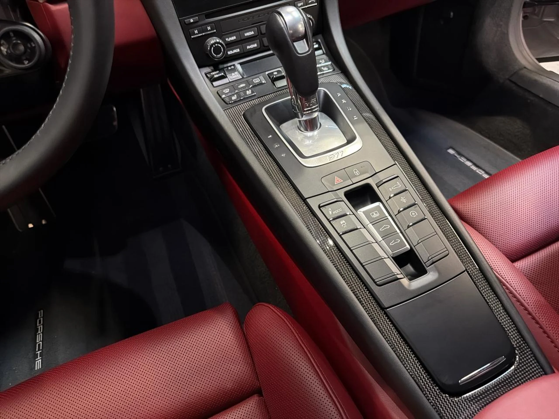 mph028_3100803518_639112597765478644_82f513171a