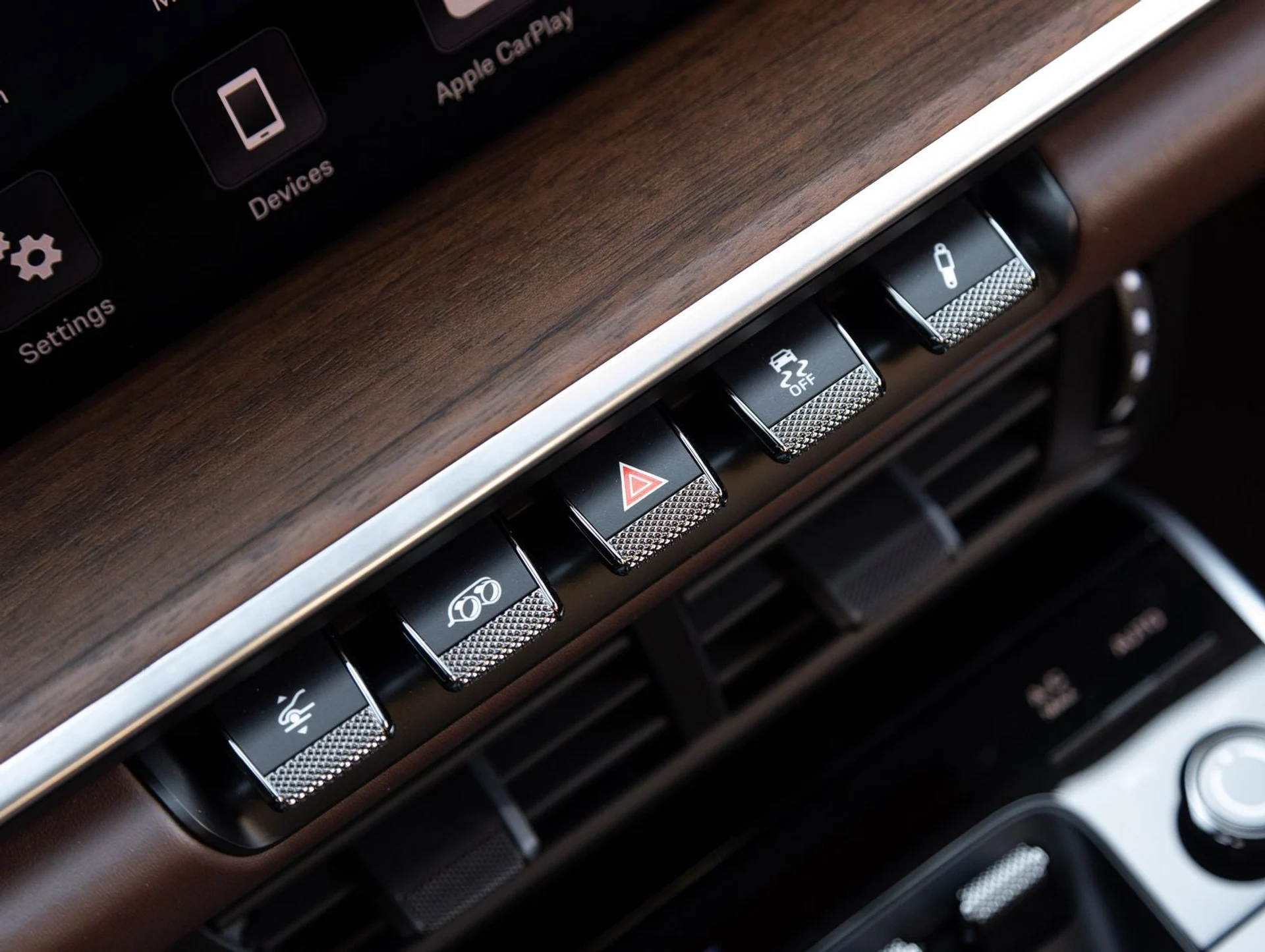 mph028_3103483439_29_4b14979999