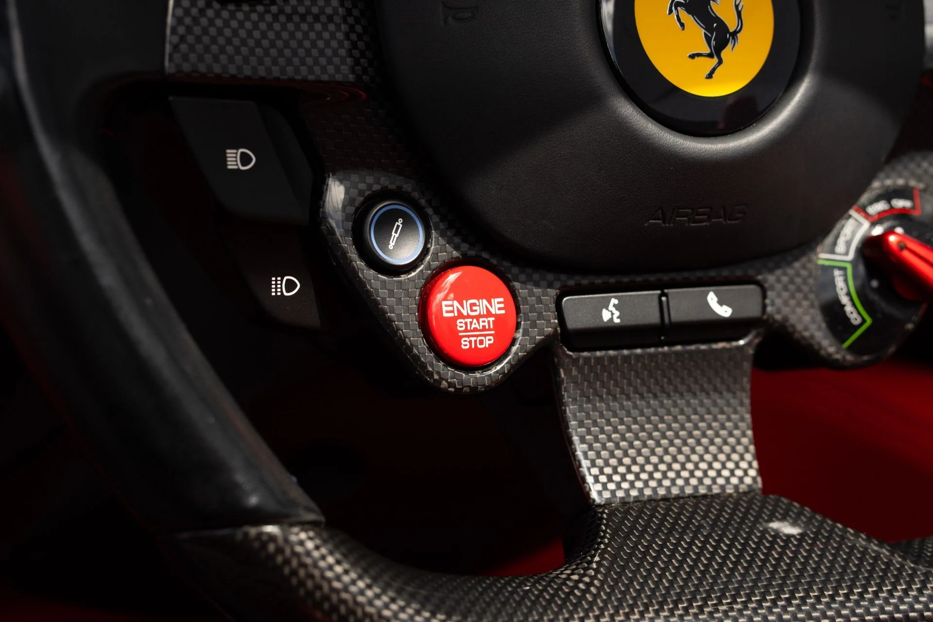 mph028_3104266476_Used_2019_Ferrari_Portofino_1771440921_e220daf3f0