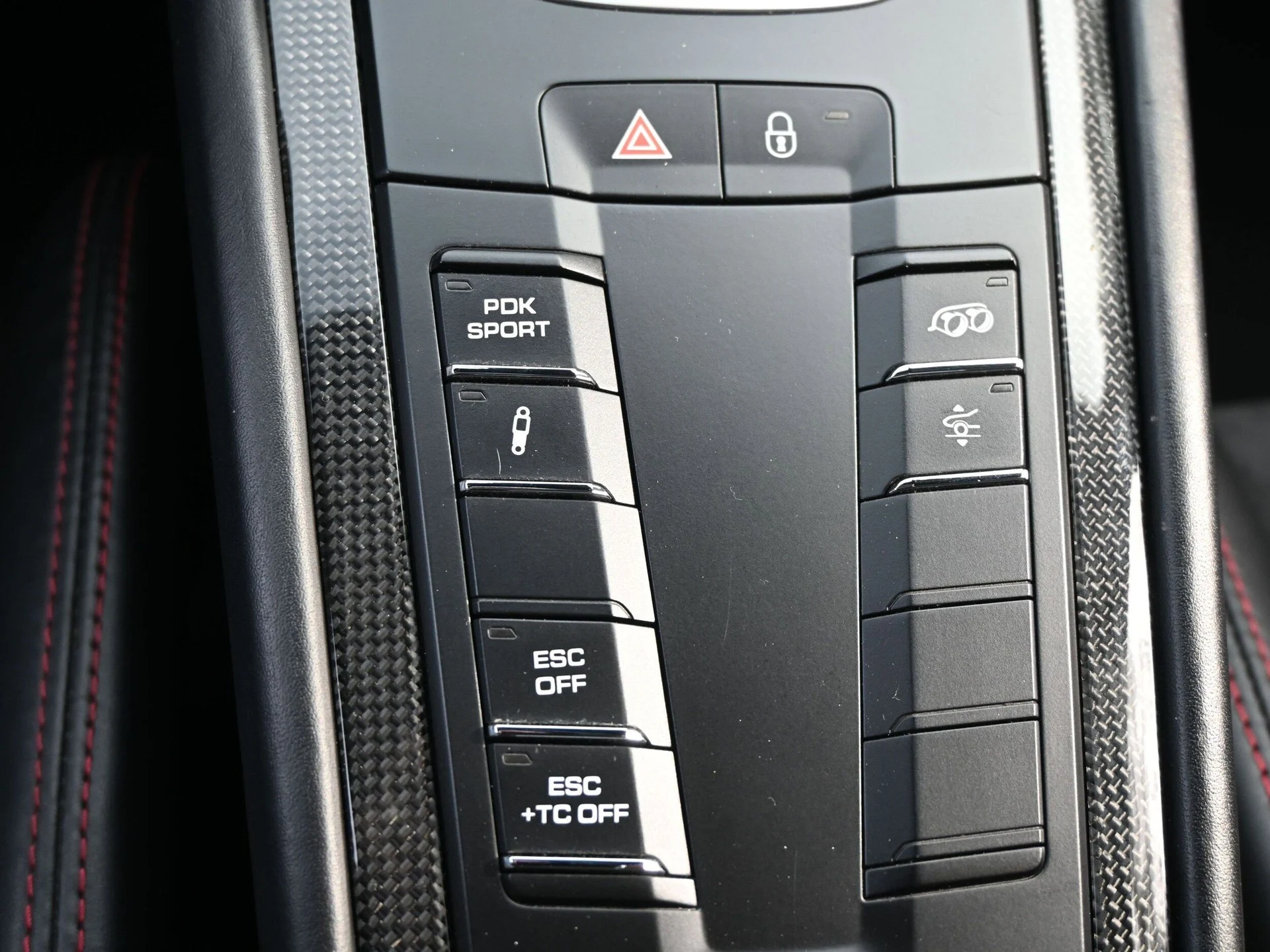 mph028_3109447814_4a875204a39ba8309b6c5a47950b964ax_66b5a62f0f