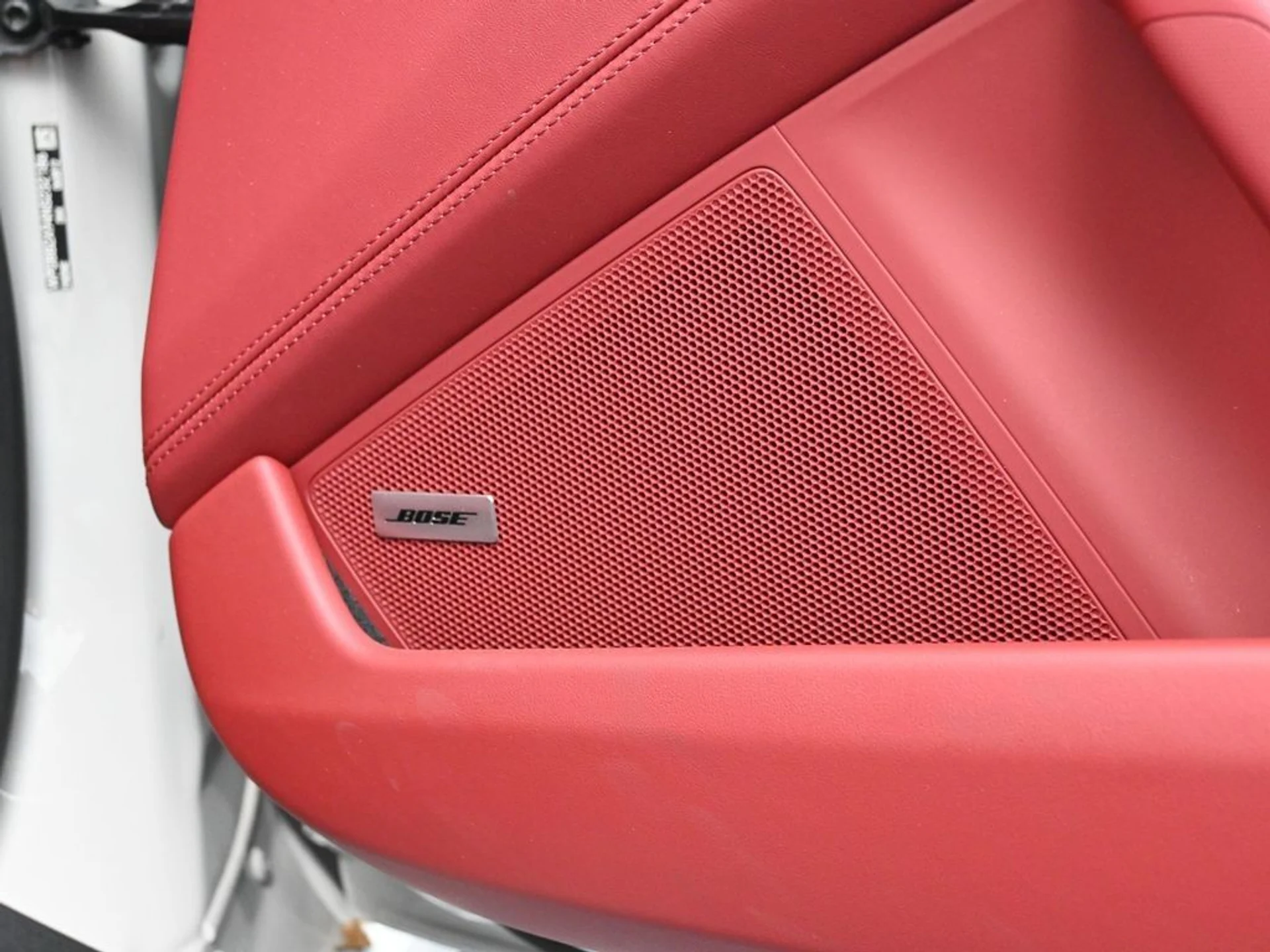 mph028_3126435510_image_28_35bf43fe78