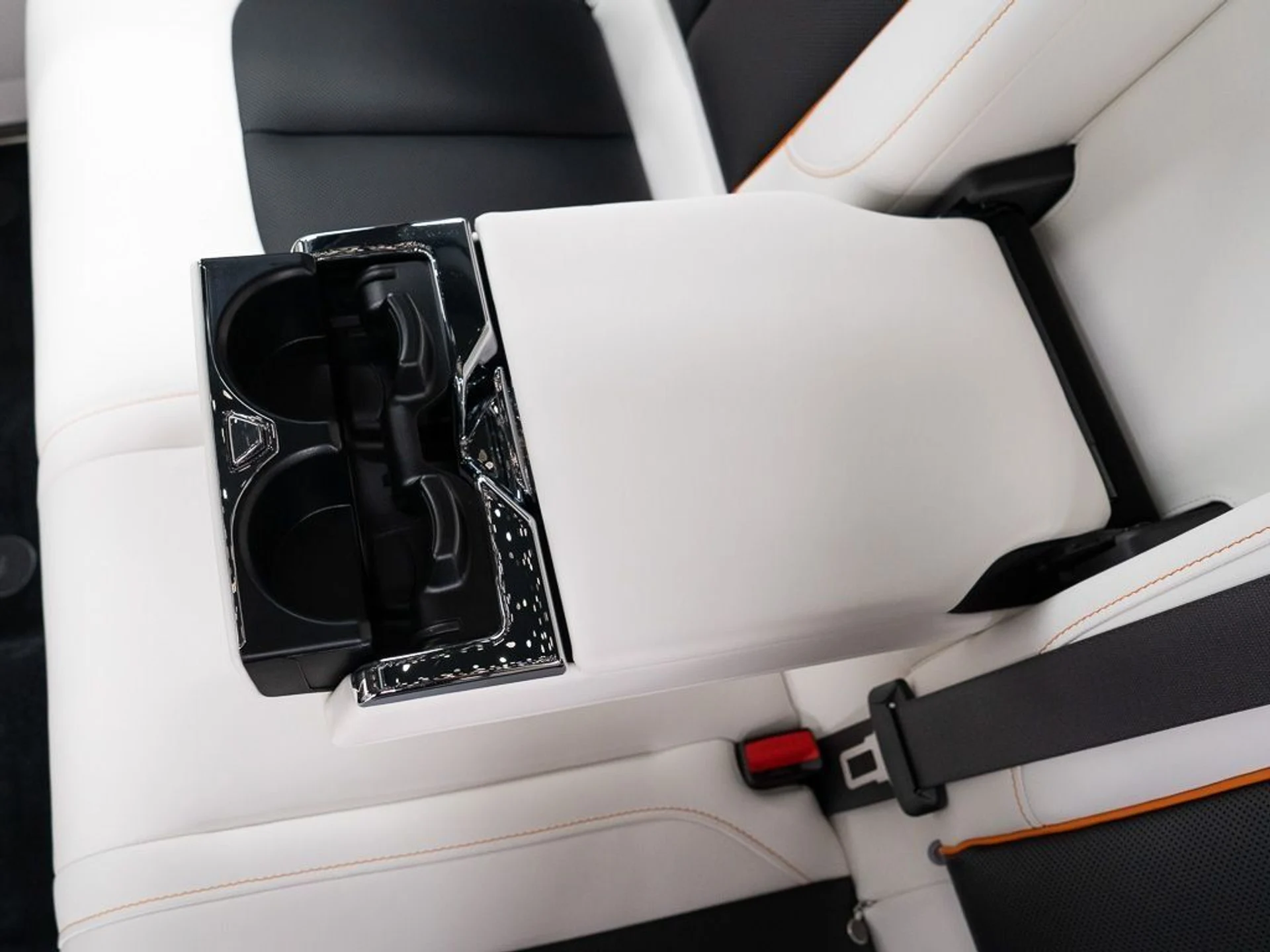 mph028_3136816_24f39e8d73aeb388e30c34f0e284303b_4096ac2145