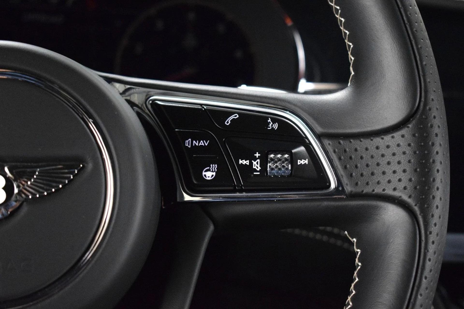 mph028_3141919522_ec91496a25b1ef0546fdea11eb7e7370x_dac442ca76