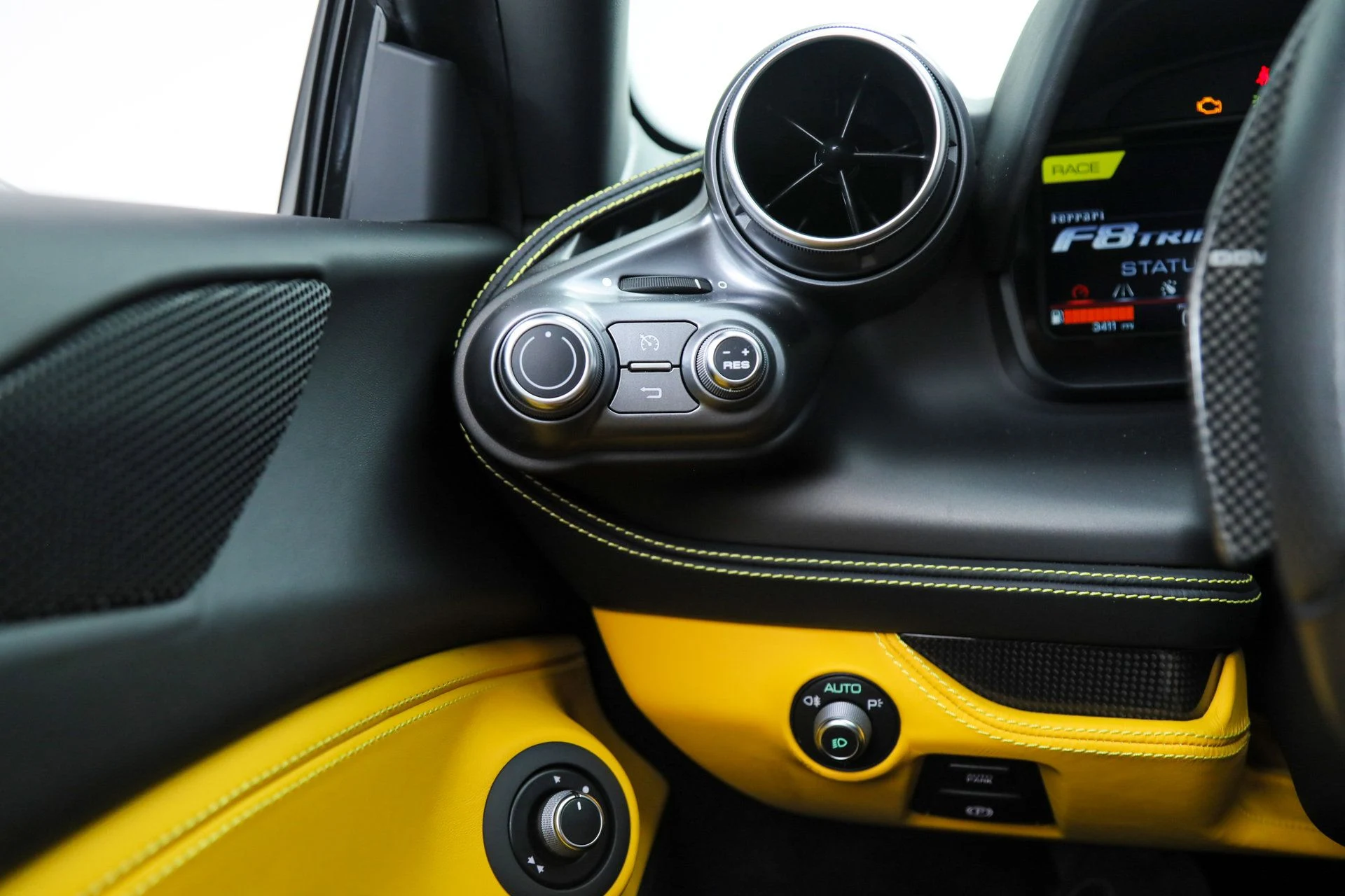 mph028_3149766812_a5e045bc2c31555357bddf95cb928216_0e1a2d44ca