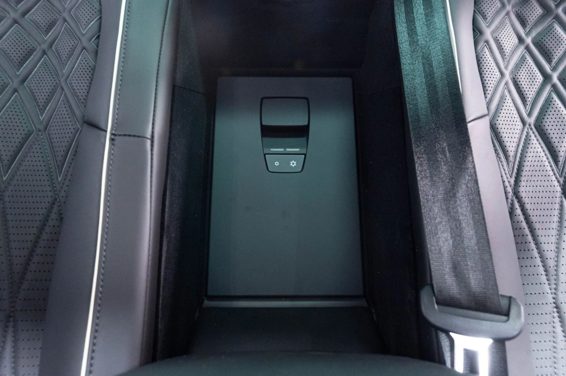 mph028_3151499264_Used_2020_Bentley_Flying_Spur_W12_1785337642_032202445e