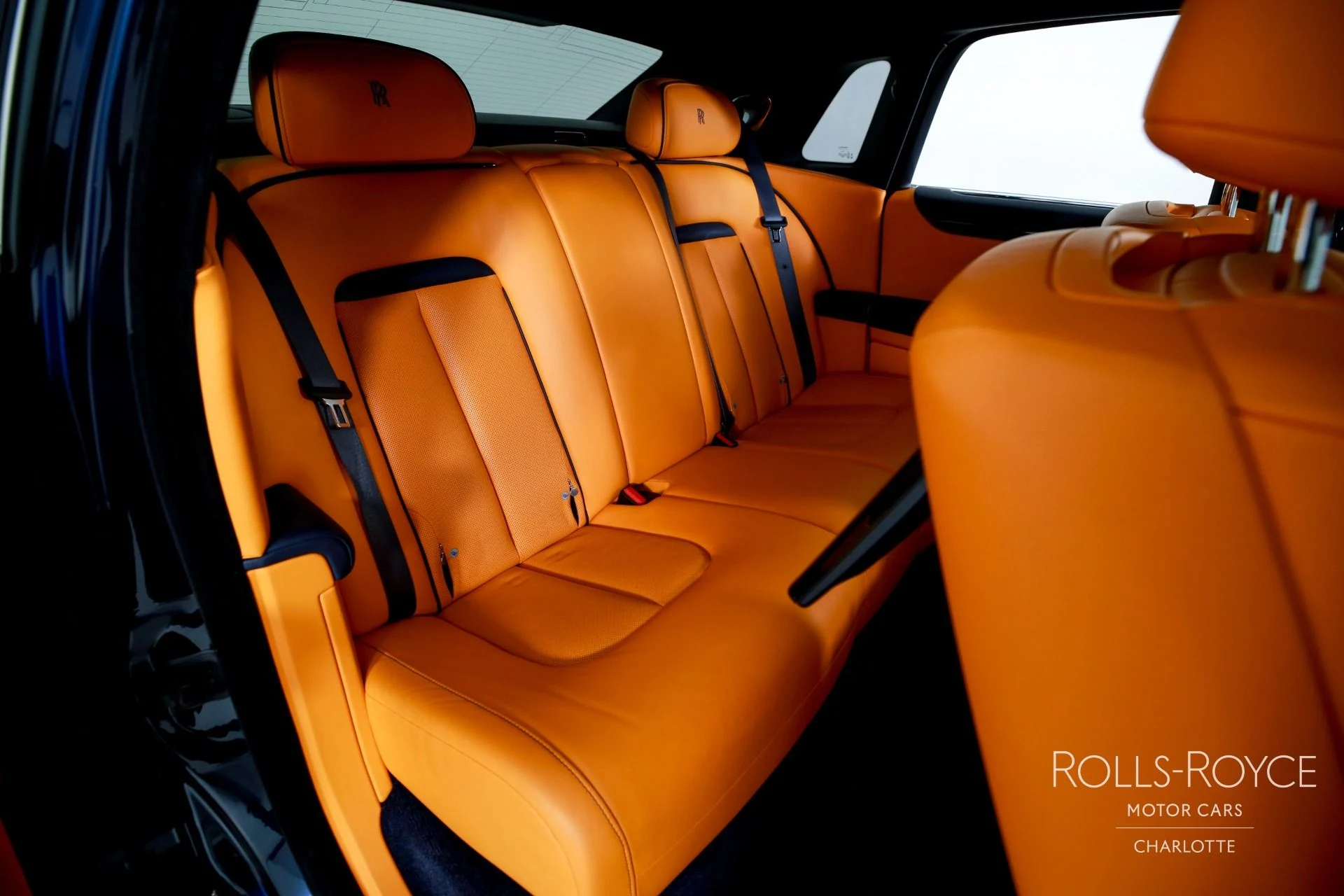 mph028_3164439553_Used_2021_Rolls_Royce_Ghost_1789147421_a8b73ef07f