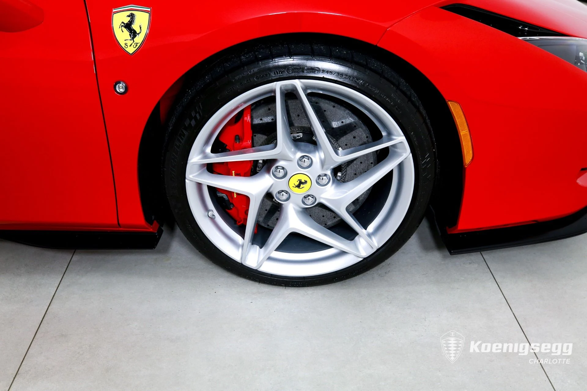 mph028_3177251214_Used_2020_Ferrari_F8_Tributo_1782494994_564cdfa9e6