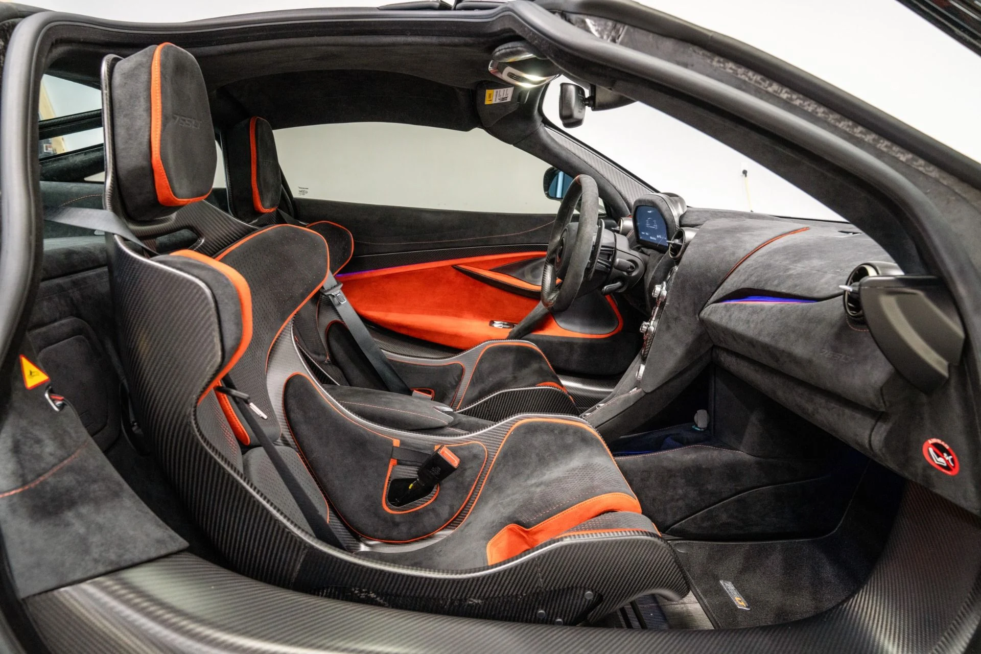 mph028_3178325877_Used_2021_Mc_Laren_765_LT_755_Horsepower_LOTS_of_carbon_Full_PPF_Warranty_Through_122026_1755614550_82bf23d623