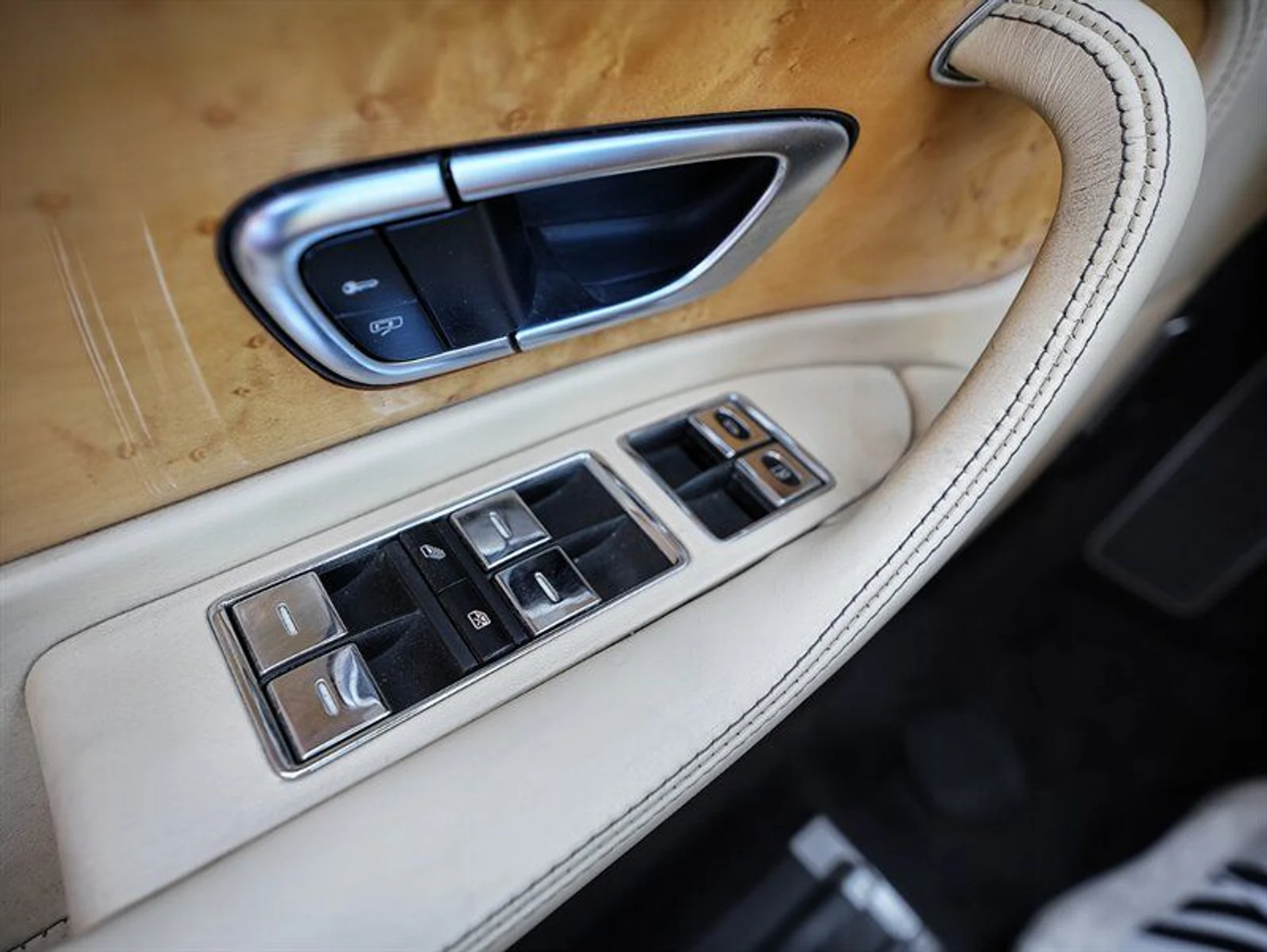 mph028_3180799017_aa70fc040a_800_30f44468ad