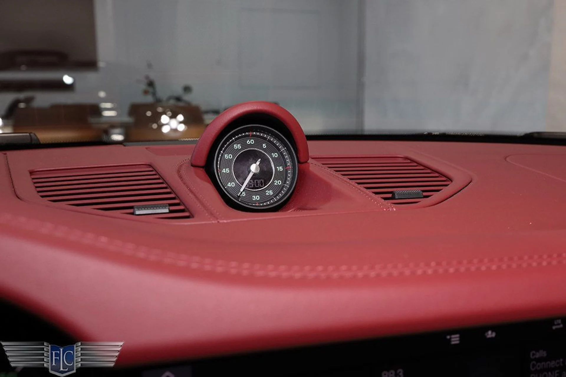 mph028_3180802966_used_2021_porsche_911_targa4sheritagedesignedition_9689_22967644_29_1024_c120259ab2