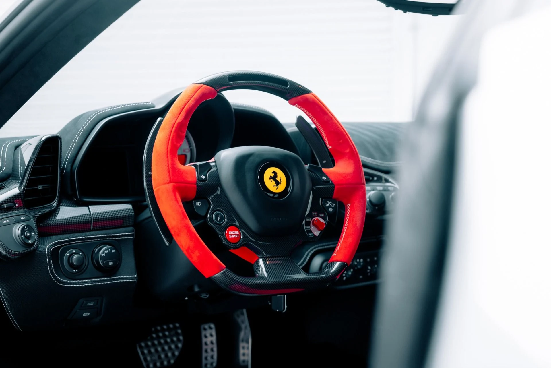 mph028_3184535559_Used_2015_Ferrari_458_Speciale_1764610550_ffcc90860d