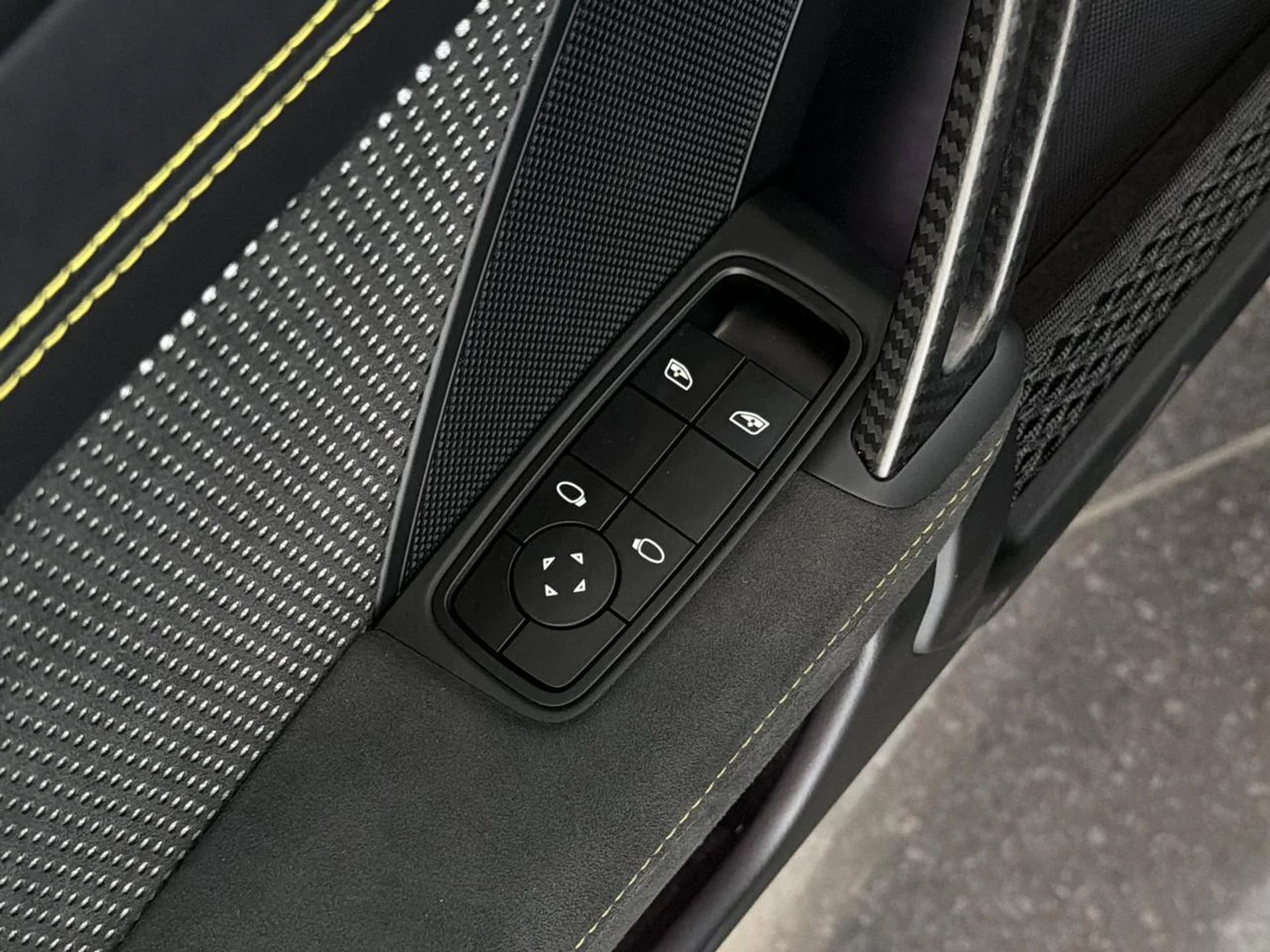 mph028_3187351307_70fa9e870f1791c8d1f9bca45e310acb_efa5706efb