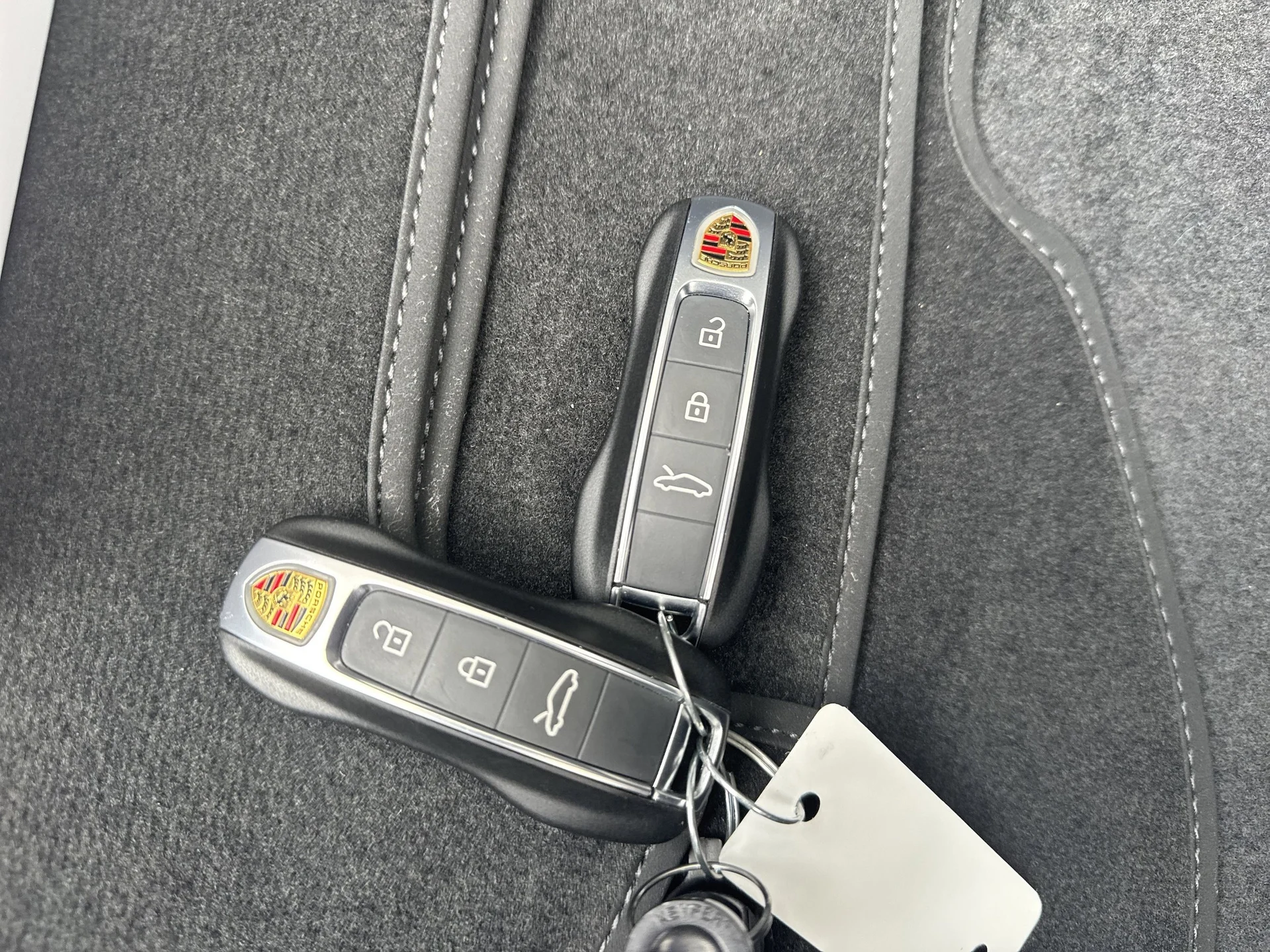 mph028_3196685722_9ba34e1299cd585ca0edbe84e7ae7878x_7d060c519c