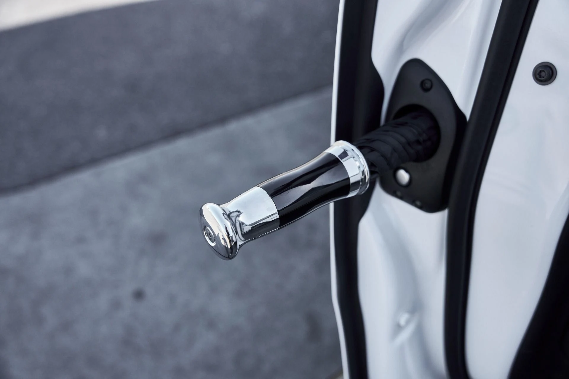 mph028_3196974599_Used_2023_Rolls_Royce_Cullinan_Black_Badge_1769736437_74f86c8258