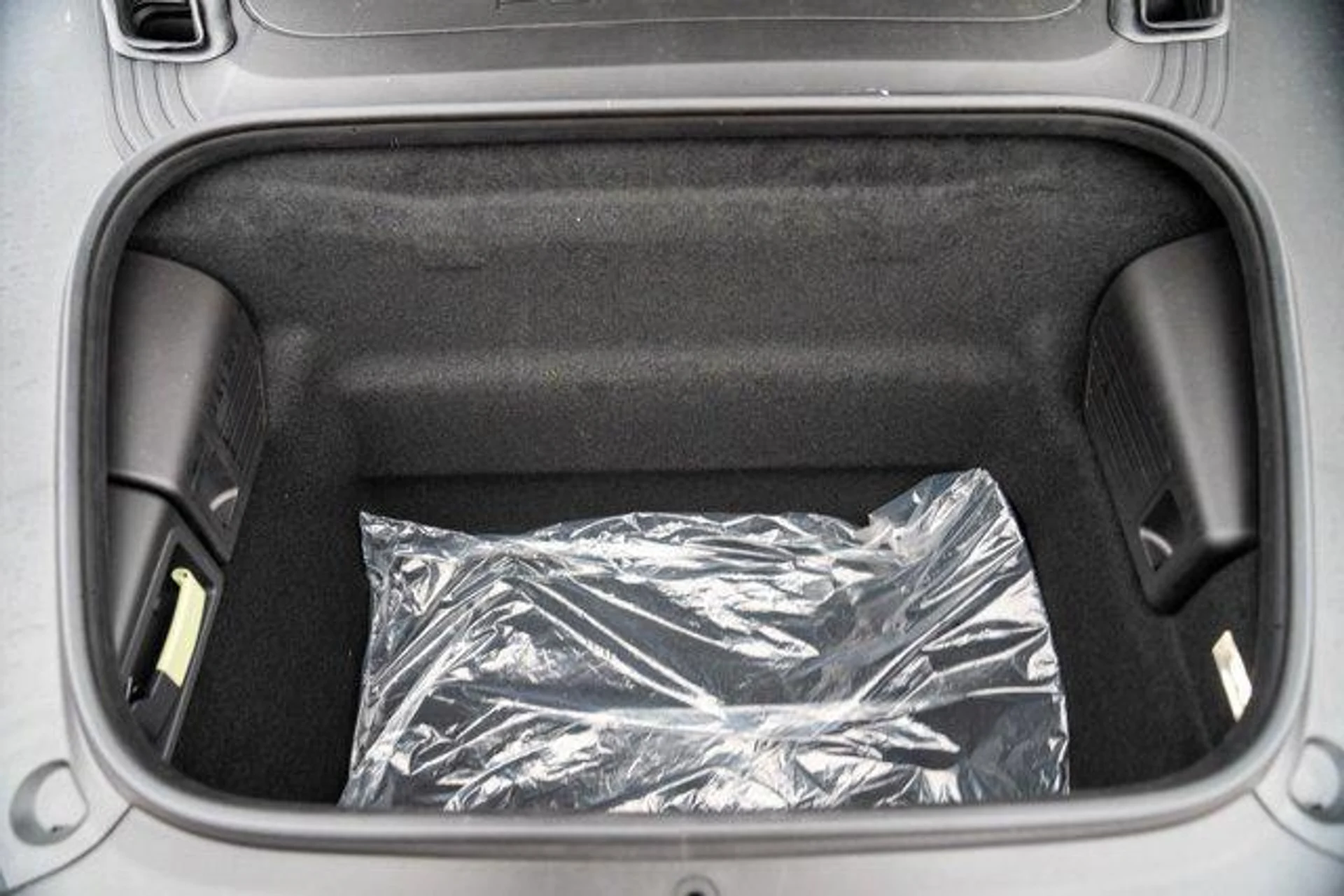 mph028_3199916341_z_Tg_Krbe_K81hw50_P_Rh_Vs_Dd_Ta_LA_fb6be48254