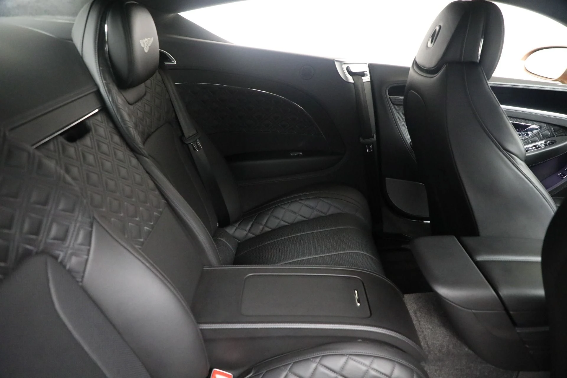 mph028_3202486112_Used_2022_Bentley_Continental_GT_V8_1762635869_37836f24aa