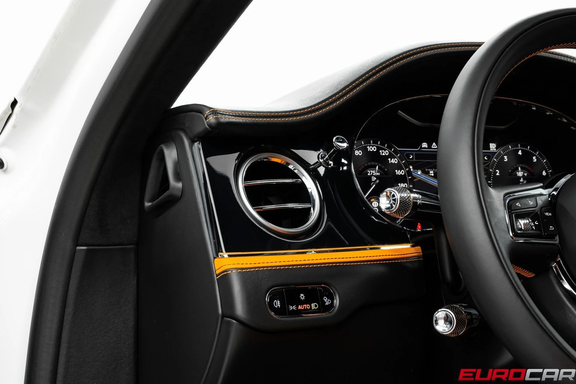 mph028_320445967_image_29_785ee2555d